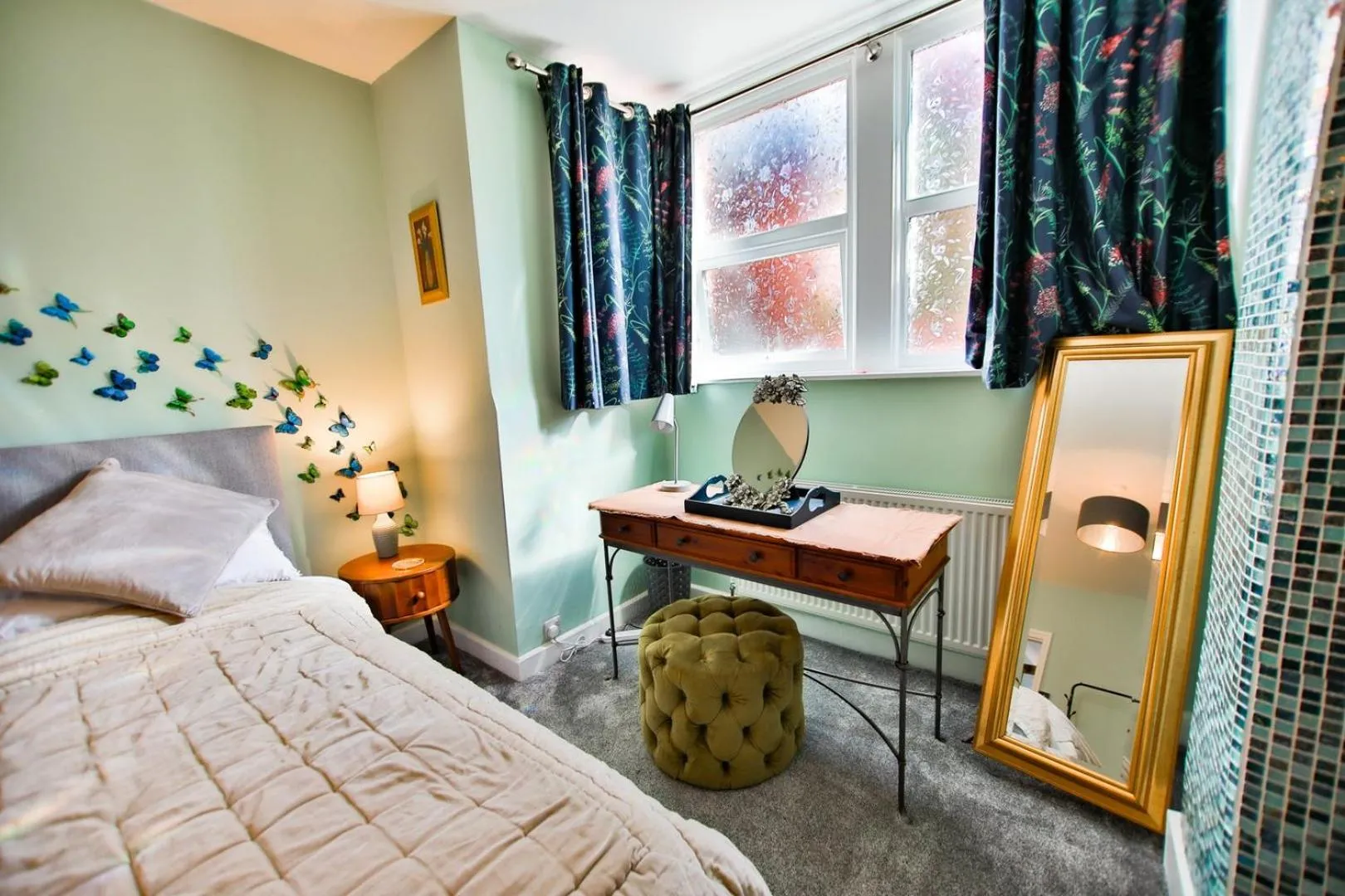 Bedroom, Bed in Welcome to Nelson's Quarters