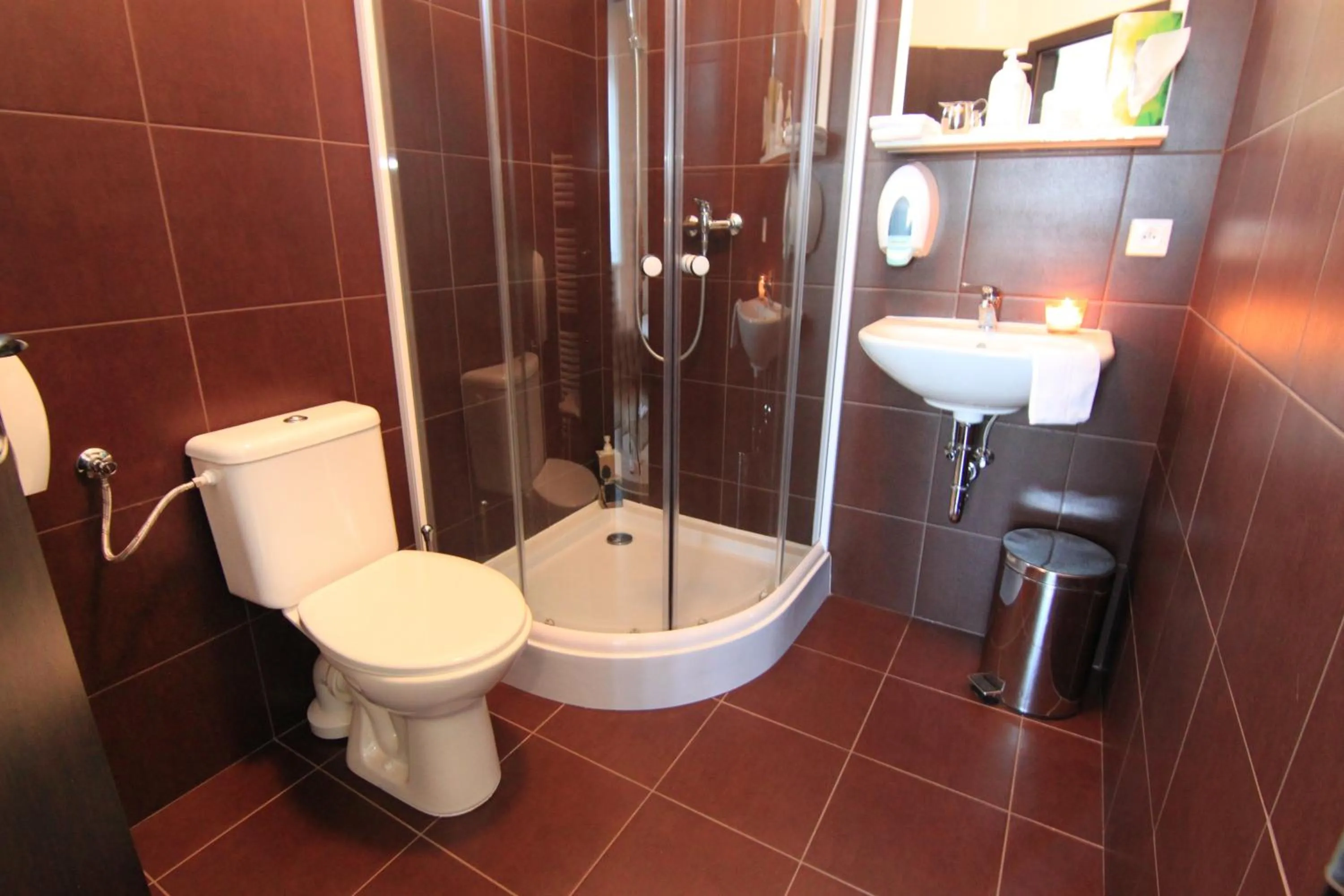 Bathroom in JBI Wellness
