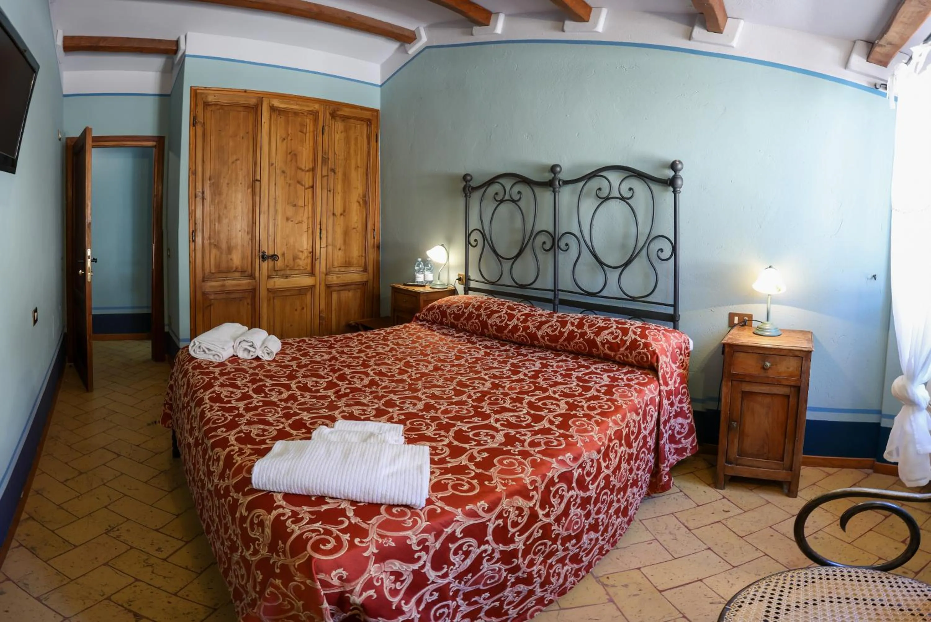 Triple Room in Albergo Diffuso Borgo Montemaggiore