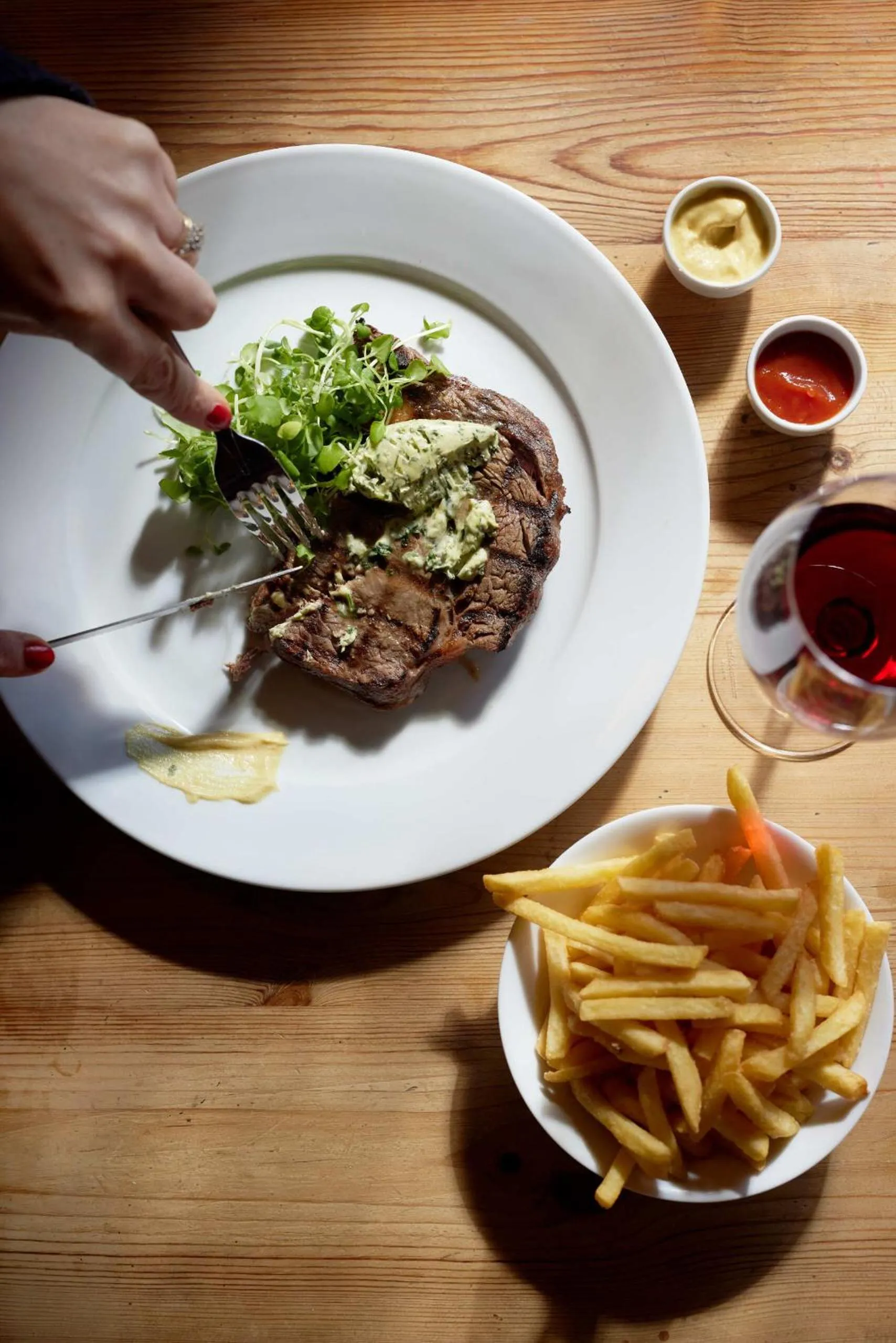 Food and drinks in The Queen's Head