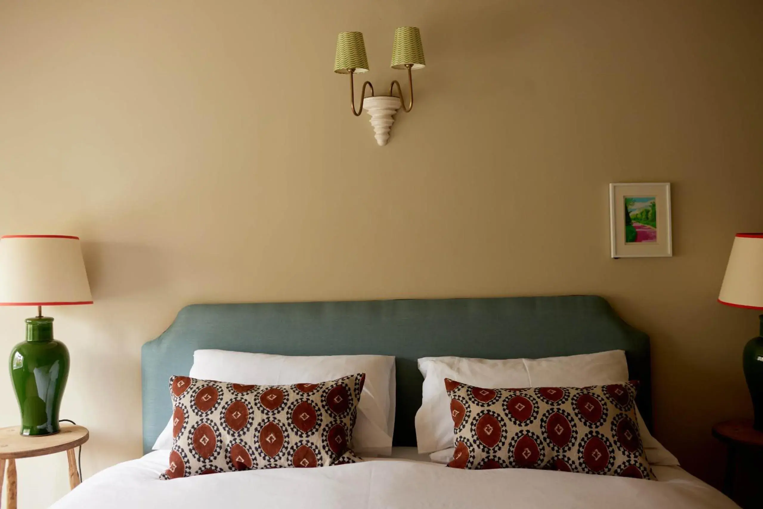 Bedroom, Bed in The Queen's Head Bedroom, Bed in The Queen's Head