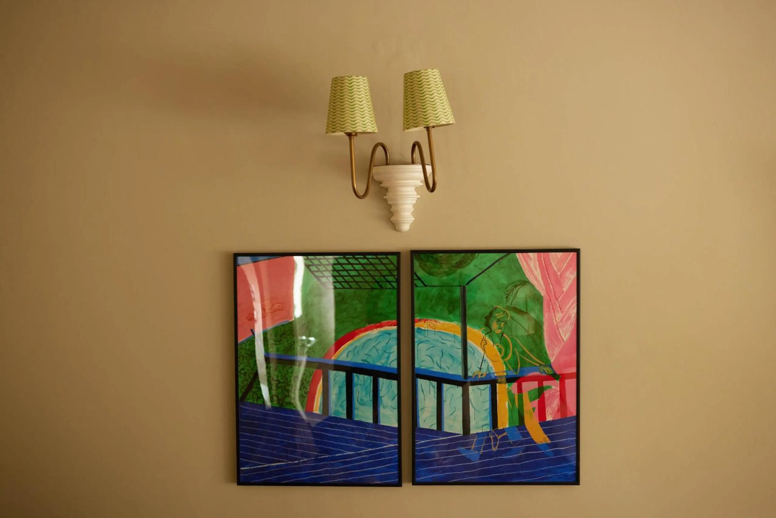 Bedroom in The Queen's Head