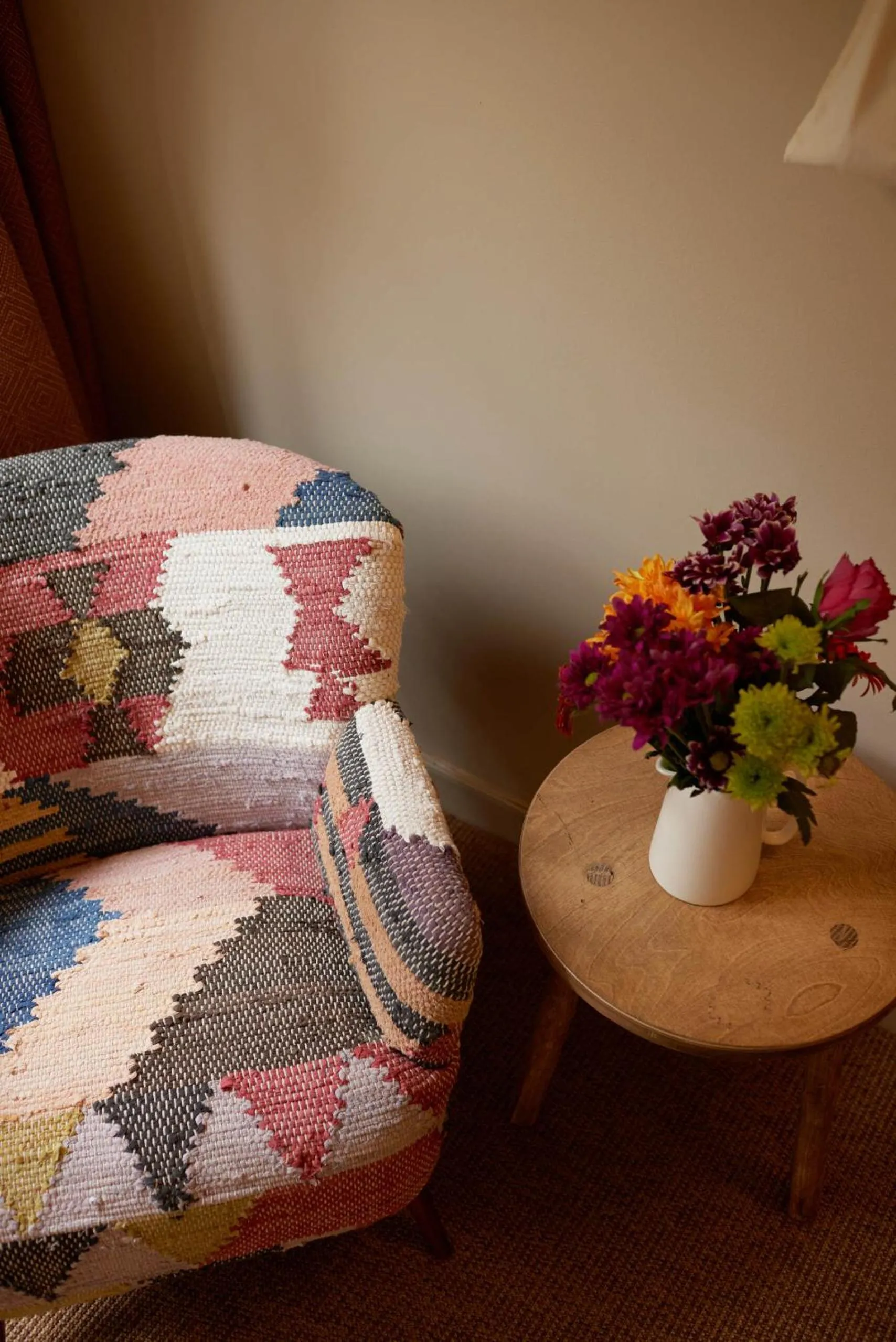 Bedroom in The Queen's Head