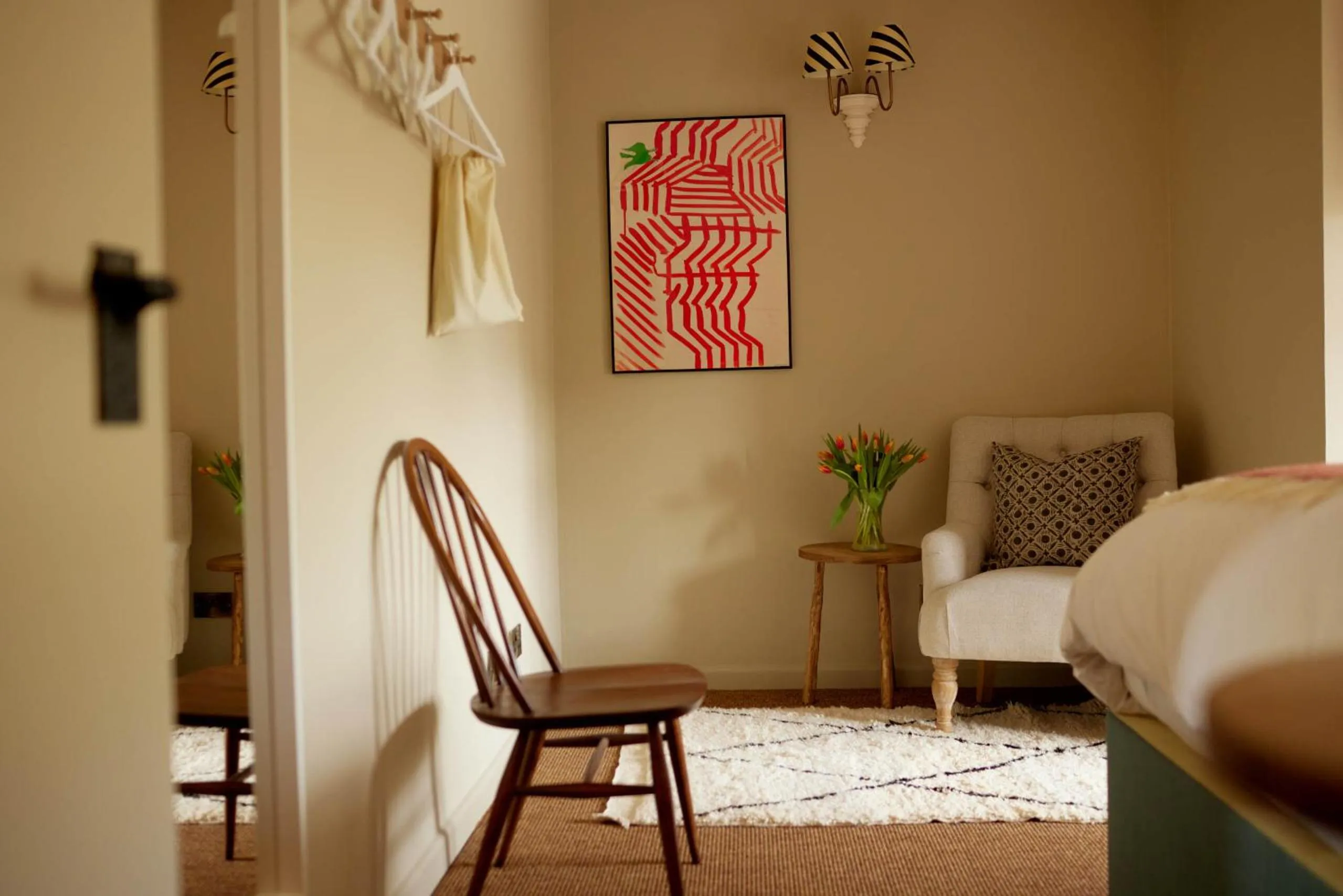 Bedroom, Bed in The Queen's Head