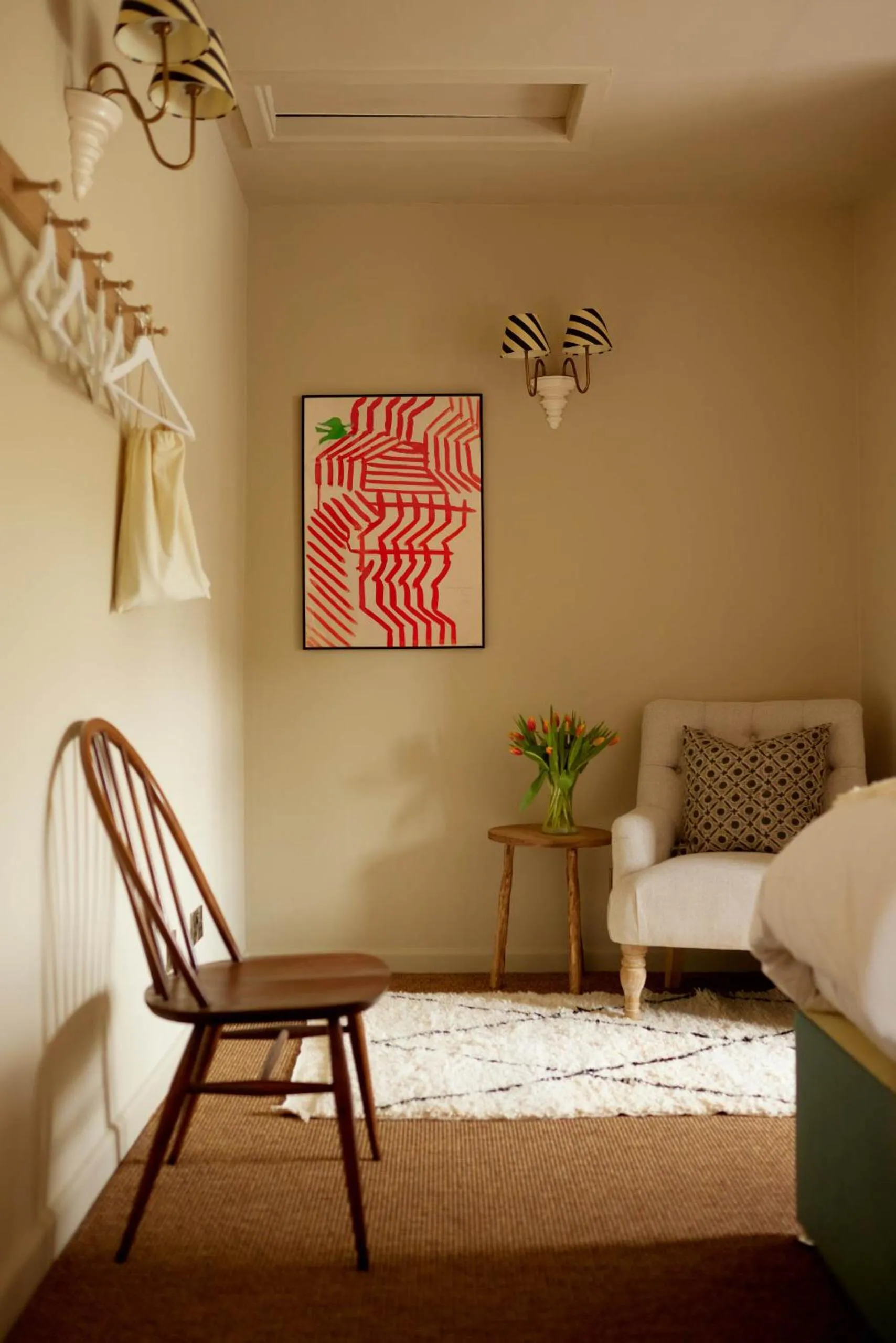 Bedroom, Bed in The Queen's Head