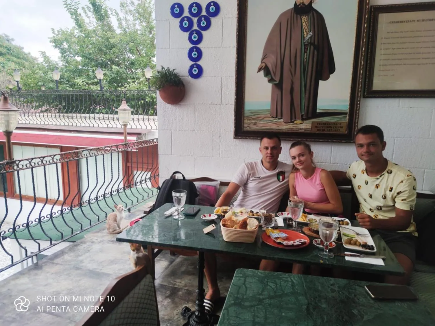 Restaurant/places to eat in Solomon's Mansion Hotel Istanbul