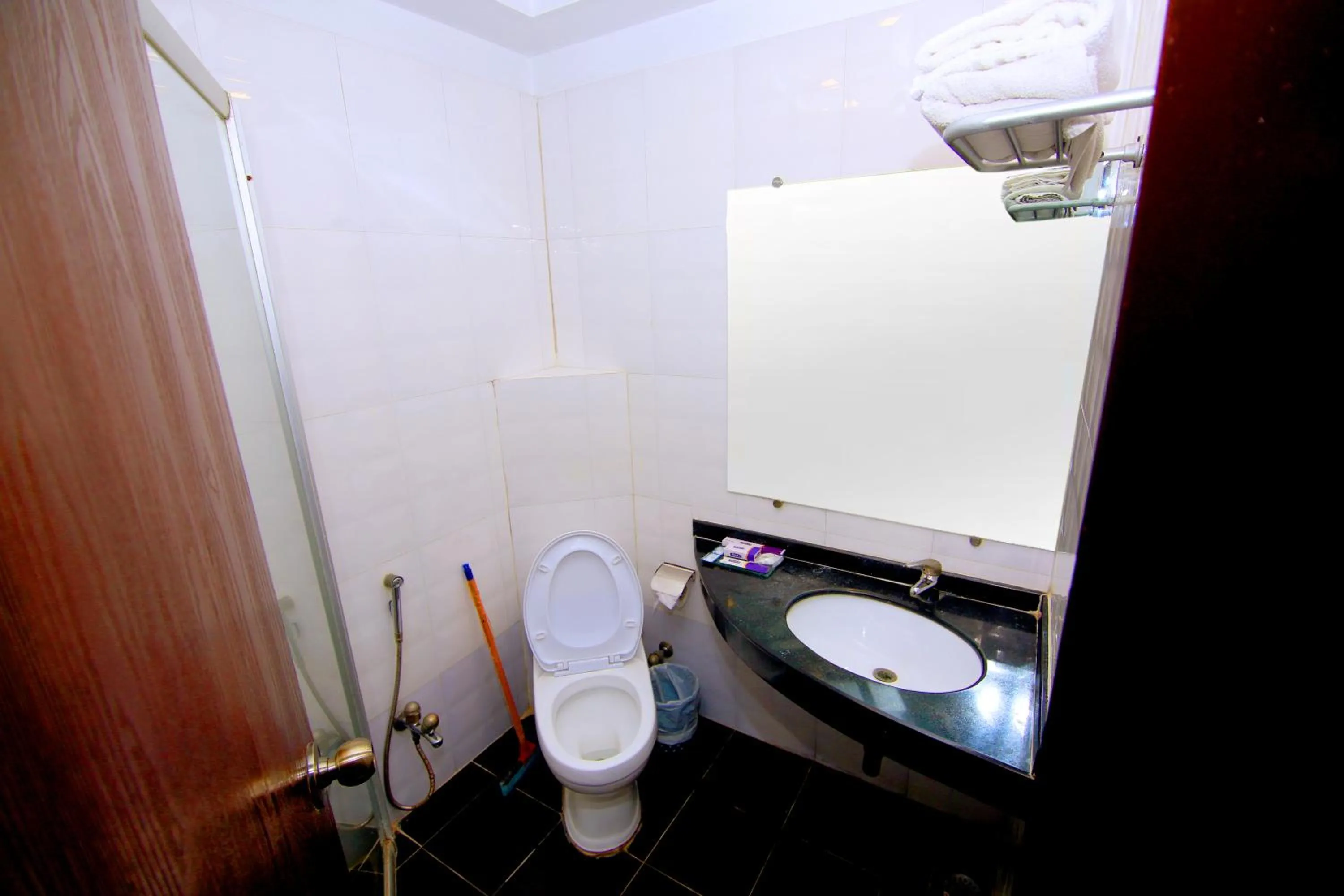 Shower in Premier Inn Express Gulberg Lahore