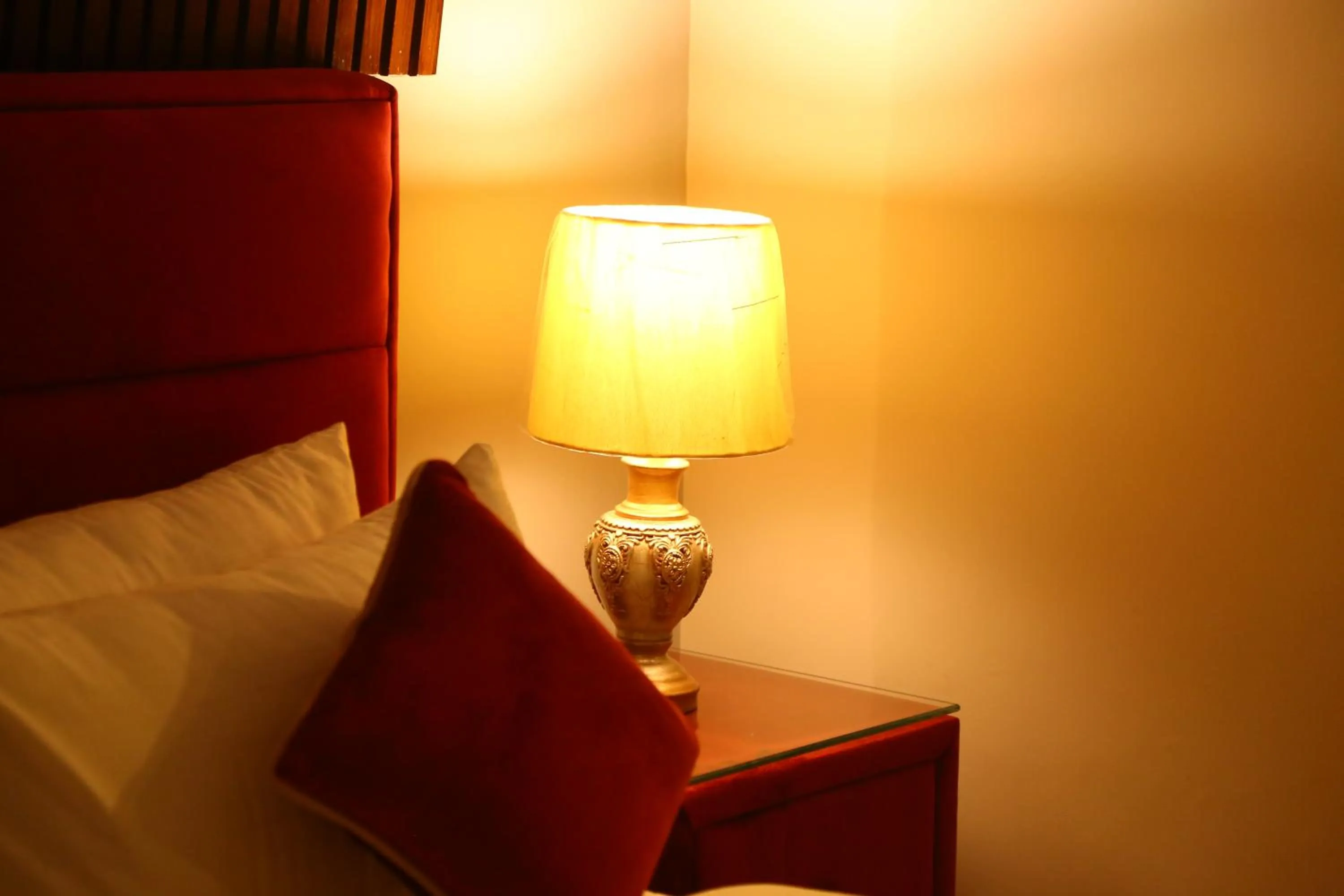 Bedroom, Bed in Premier Inn Express Gulberg Lahore