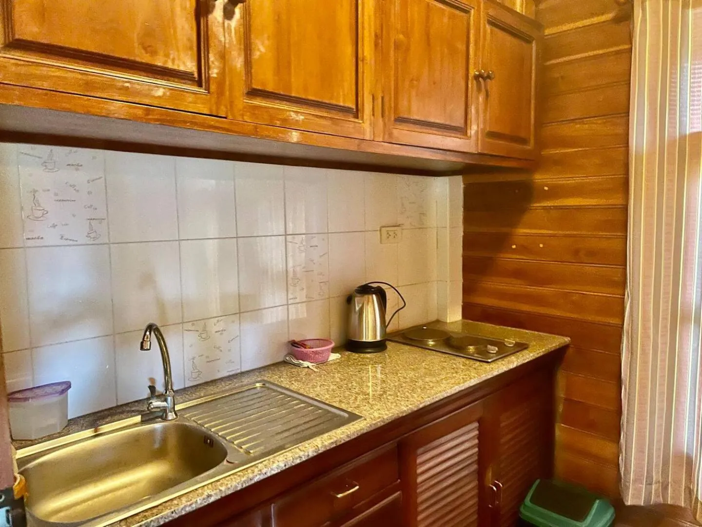 Kitchen or kitchenette in Bangsaray Village Resort