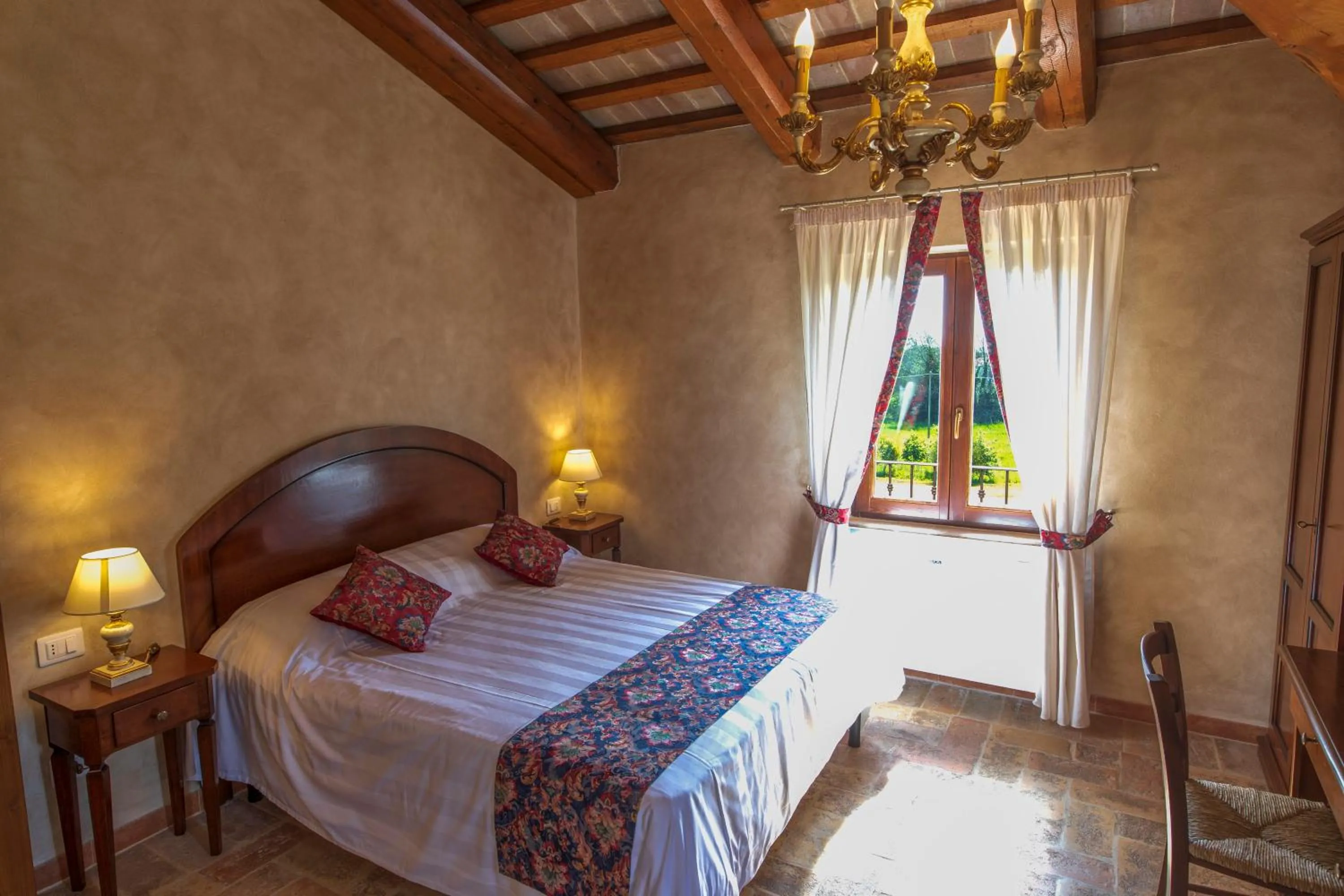 Bed in Locanda di Montegiove
