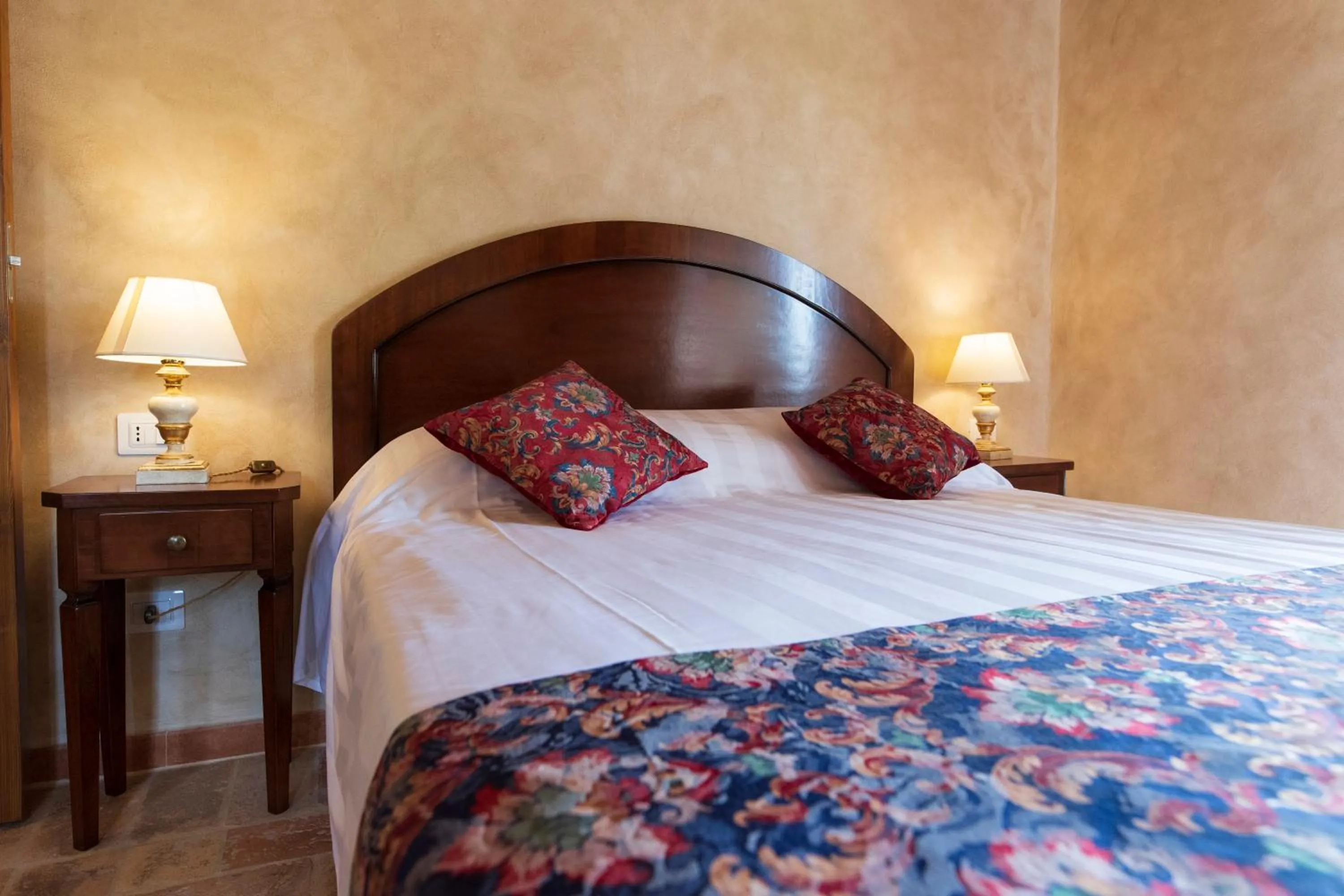 Bed in Locanda di Montegiove