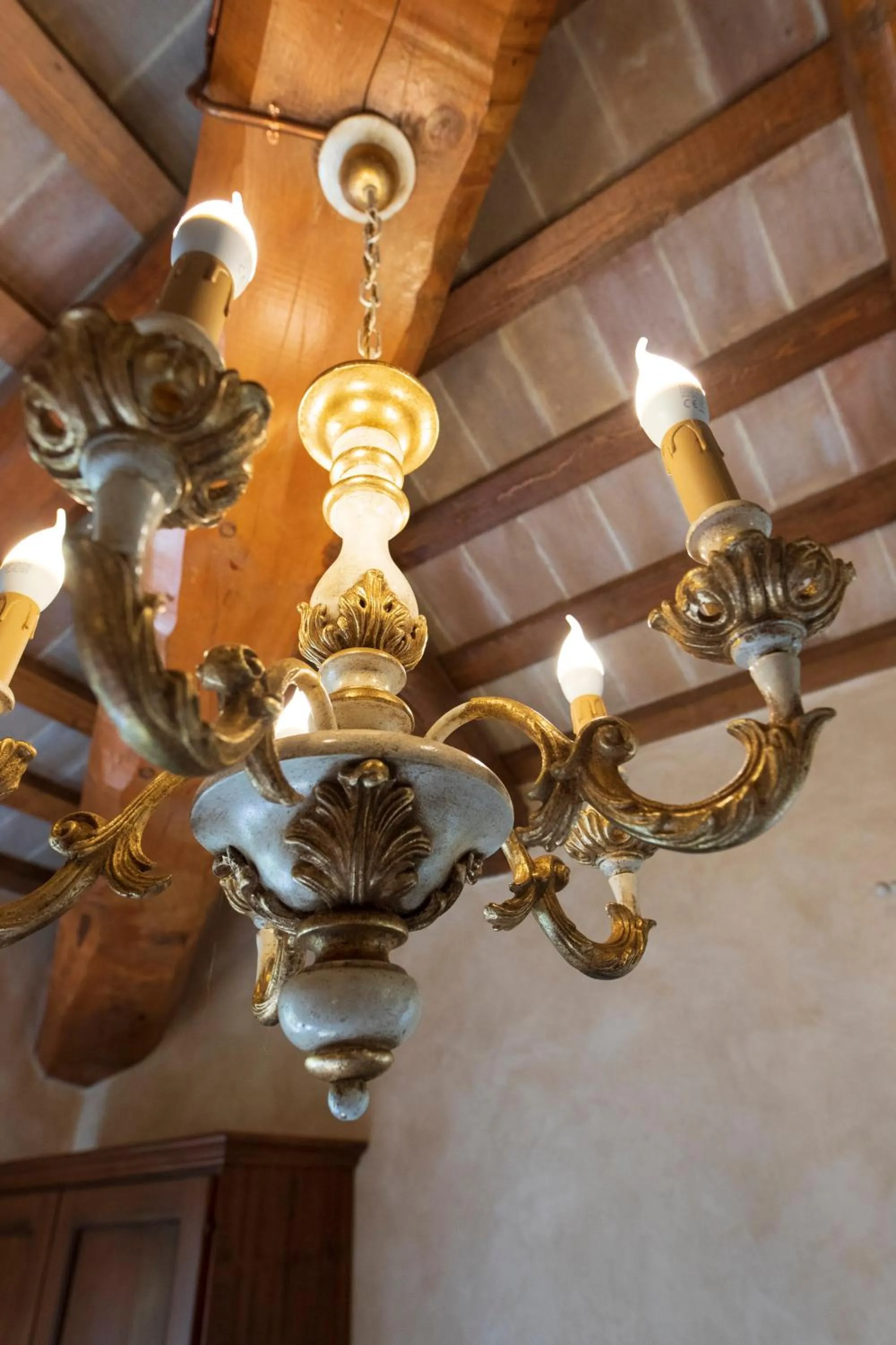 Property building in Locanda di Montegiove