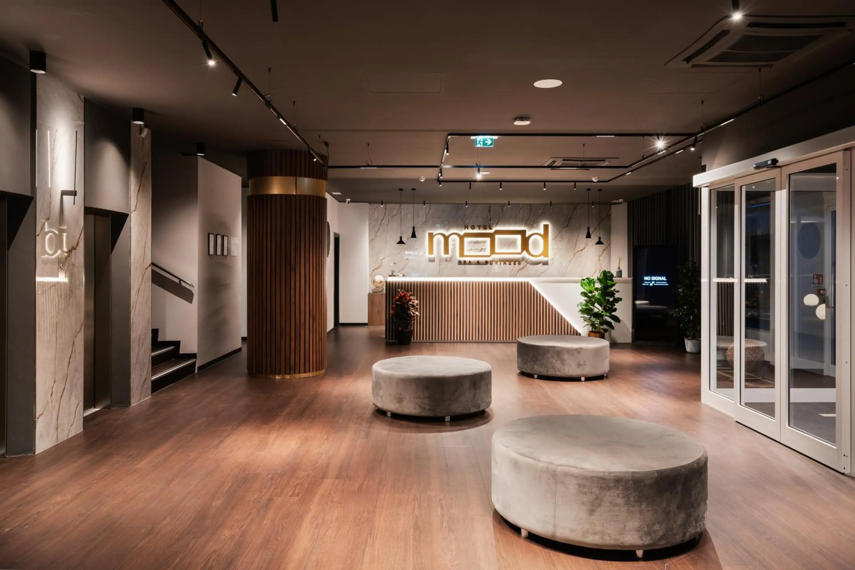 Lobby or reception in Mood Hotel