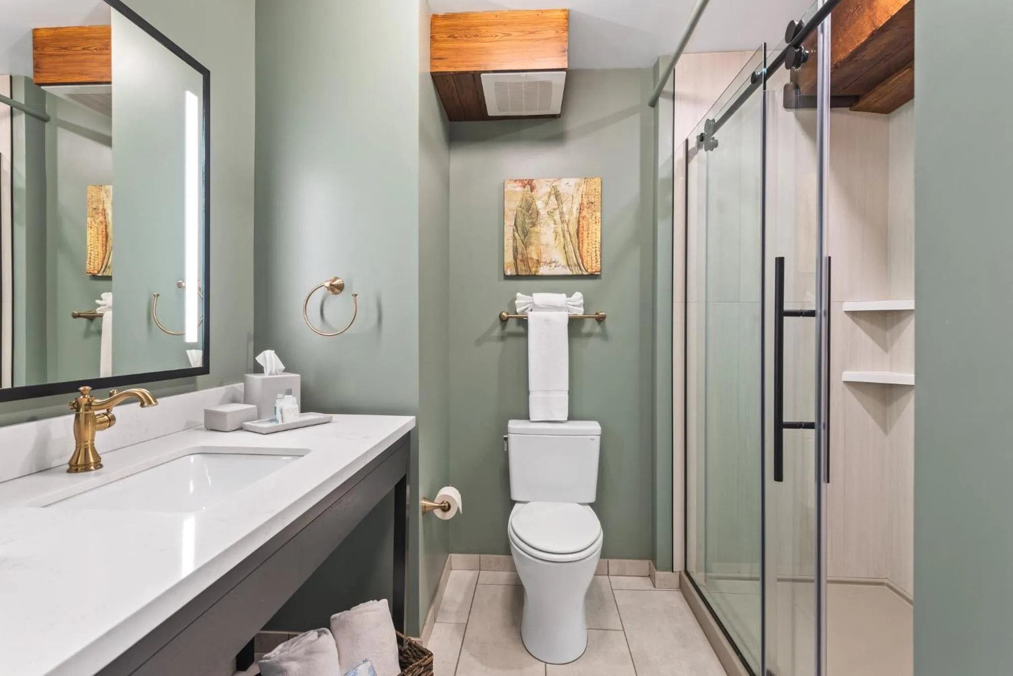 Bathroom in City Mills Hotel