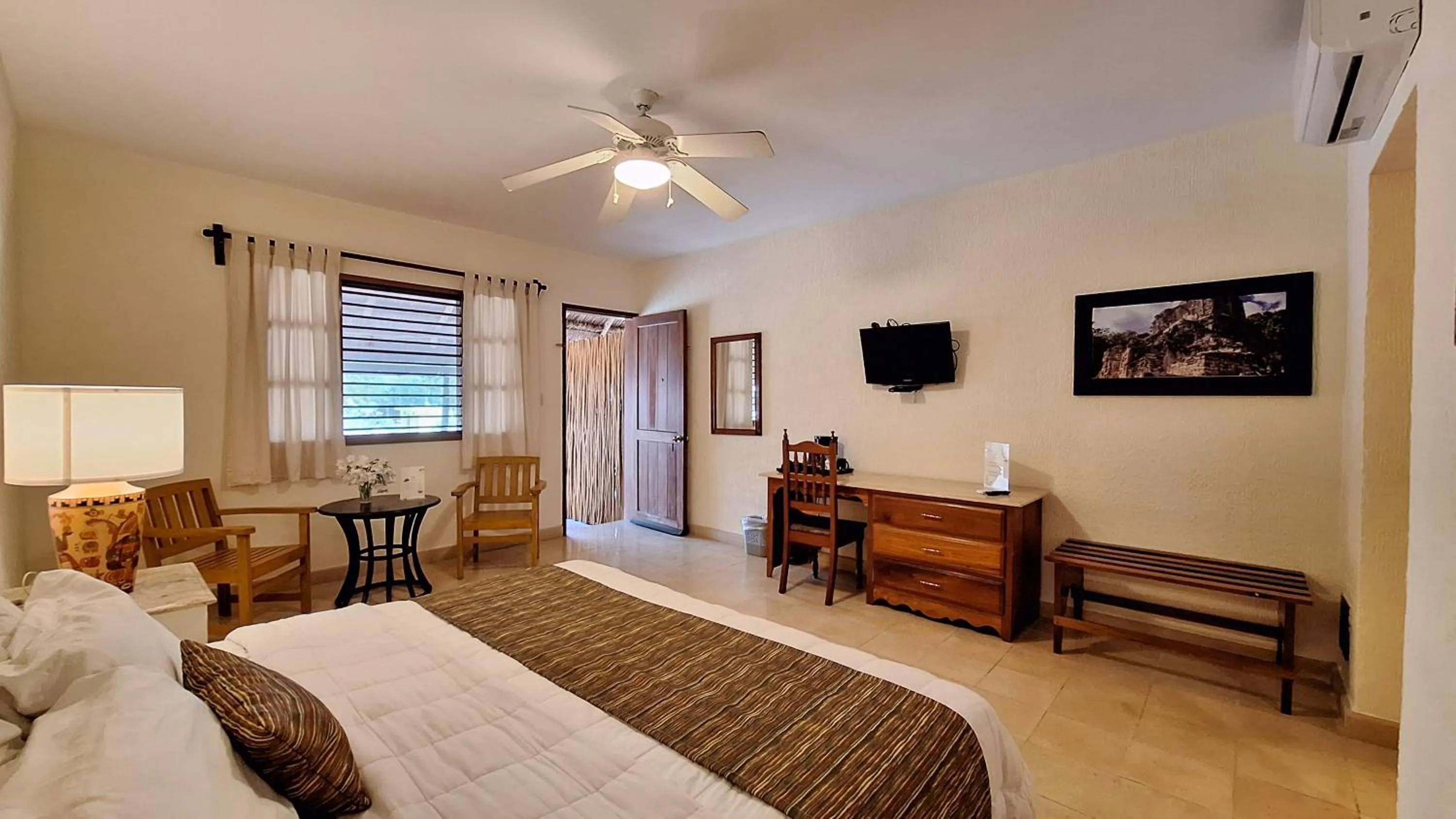 Bedroom, Bed in hotel villas chicanna