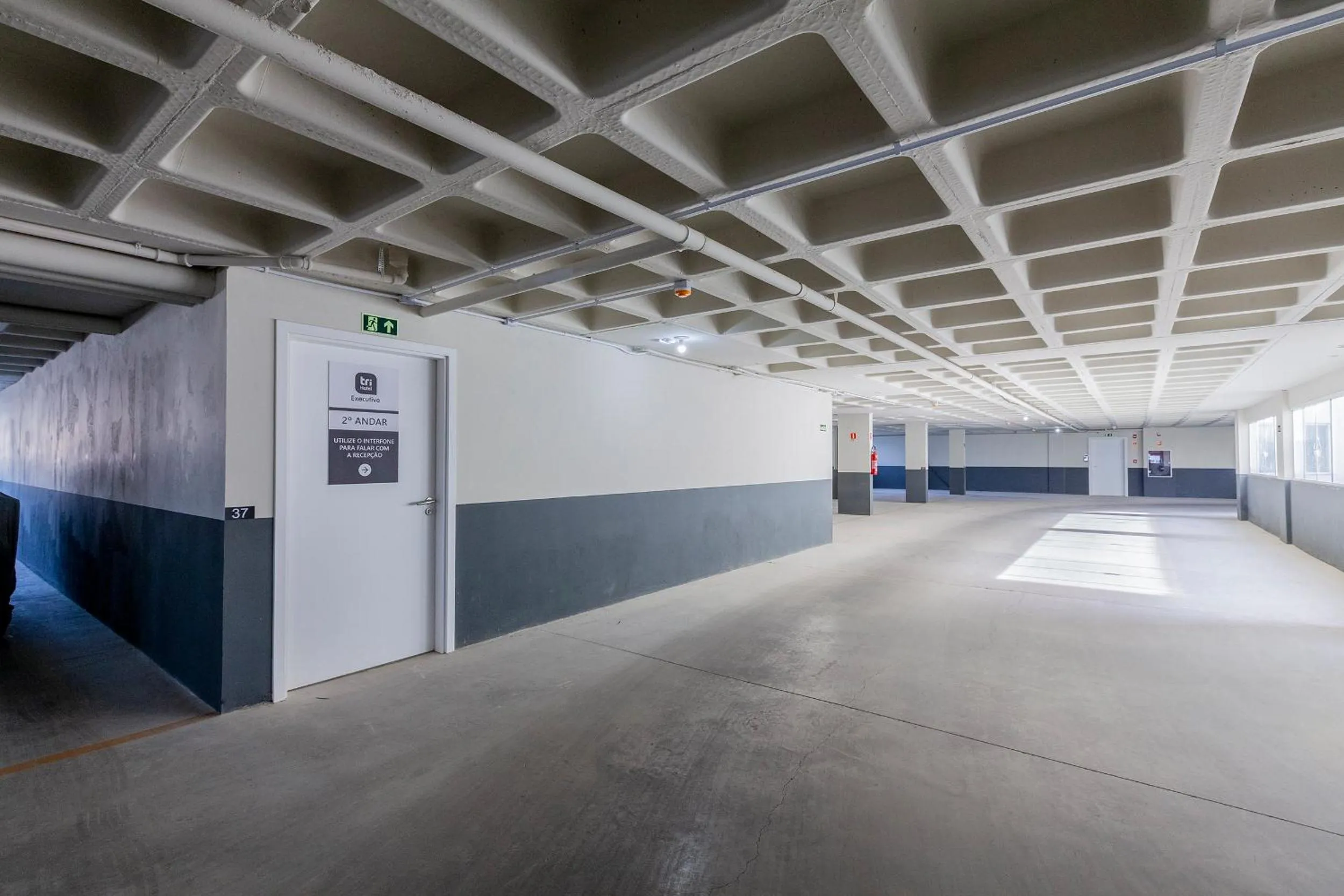 Parking in Tri Hotel Executive Osório