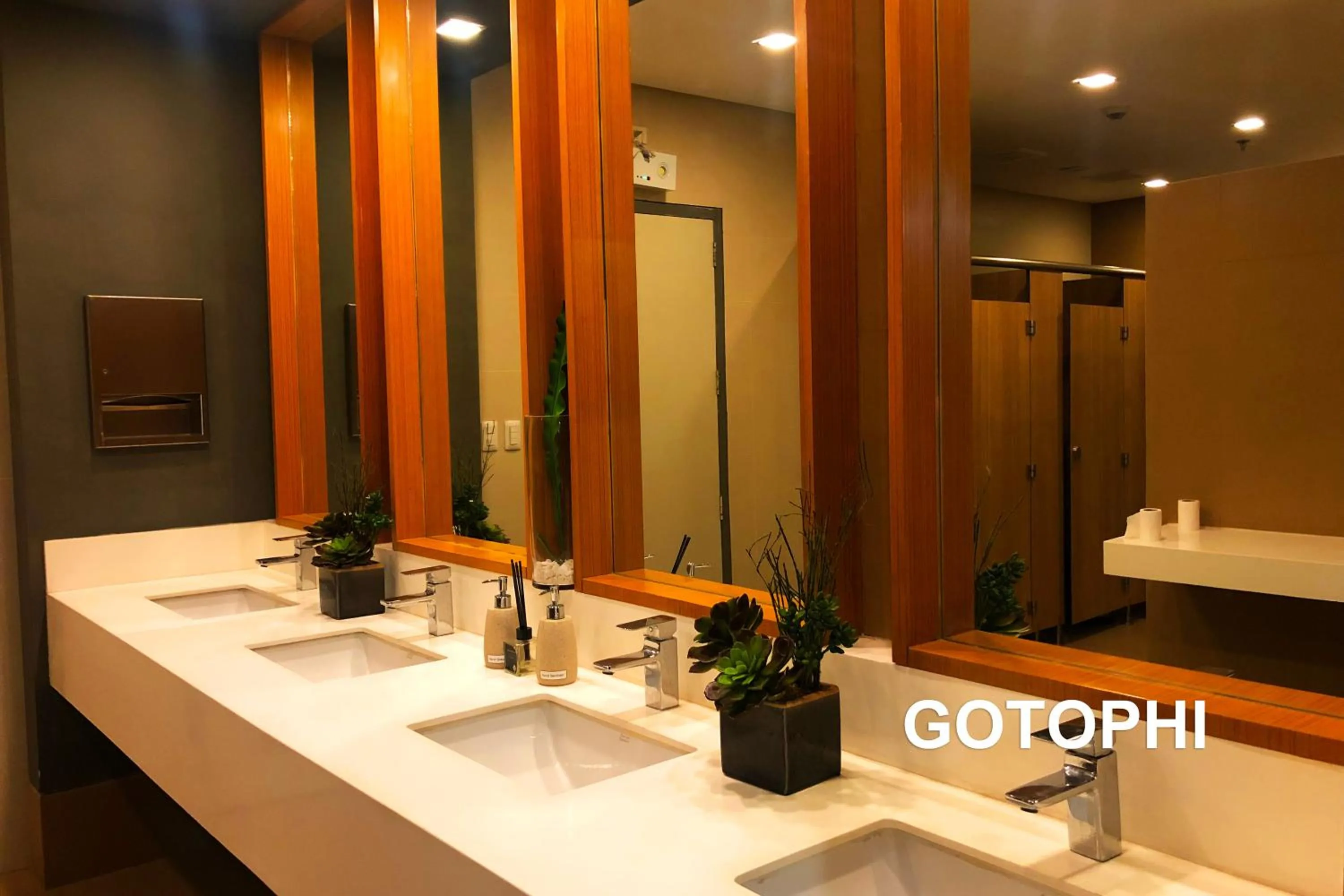 Bathroom in One Uptown Residence