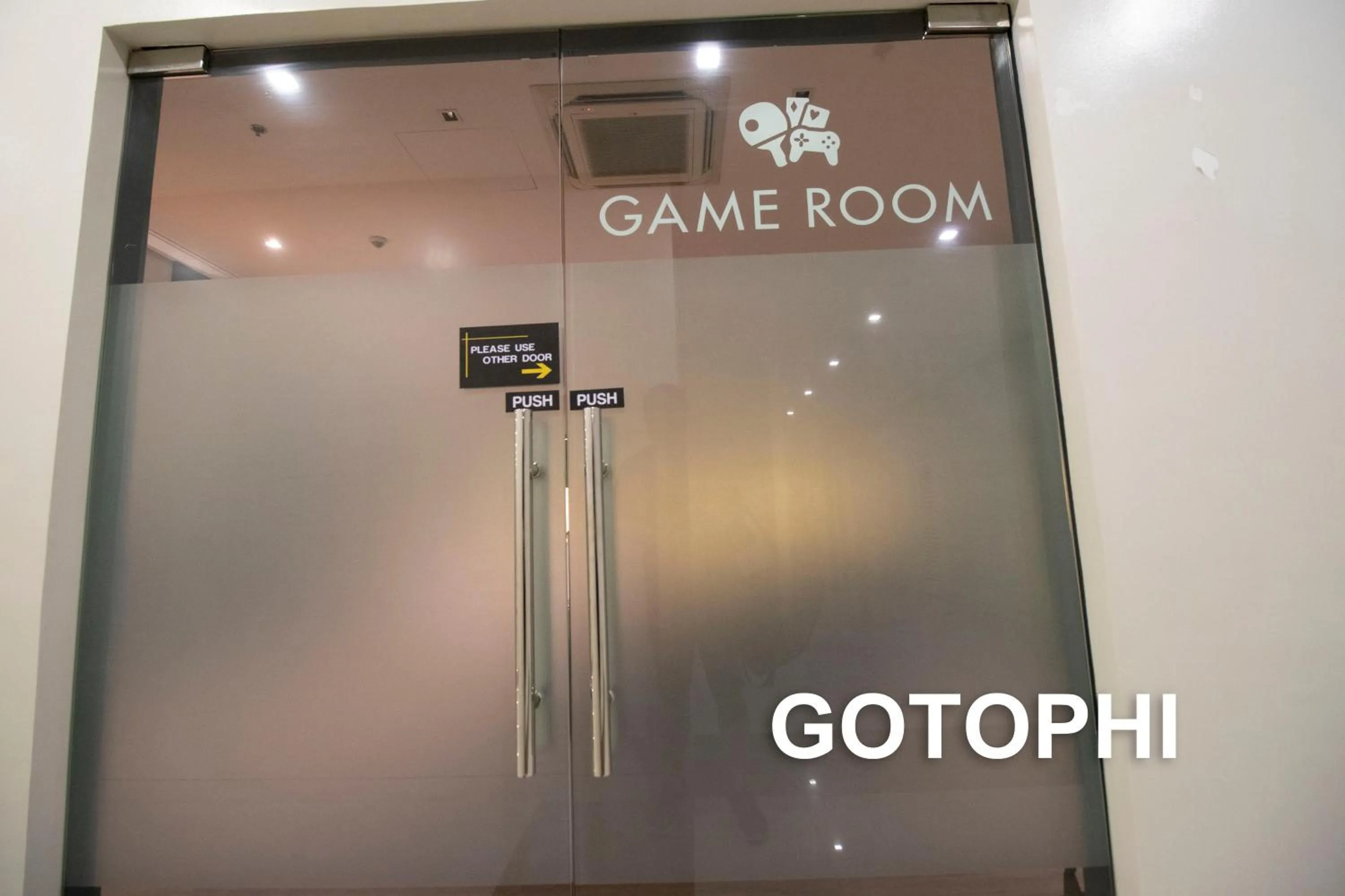 Game Room in One Uptown Residence