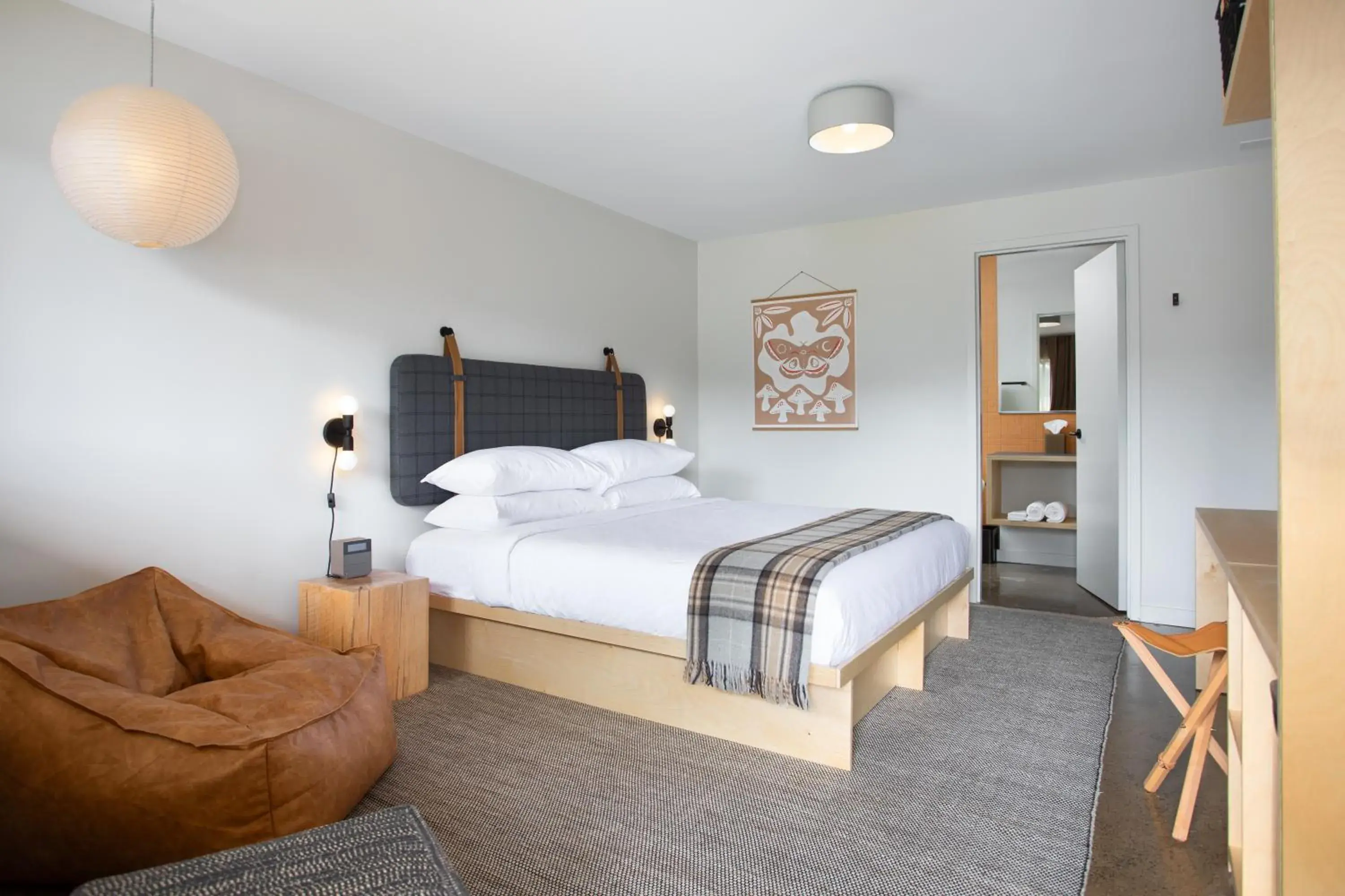 Bedroom, Bed in Rhode's Motor Lodge Bedroom, Bed in Rhode's Motor Lodge