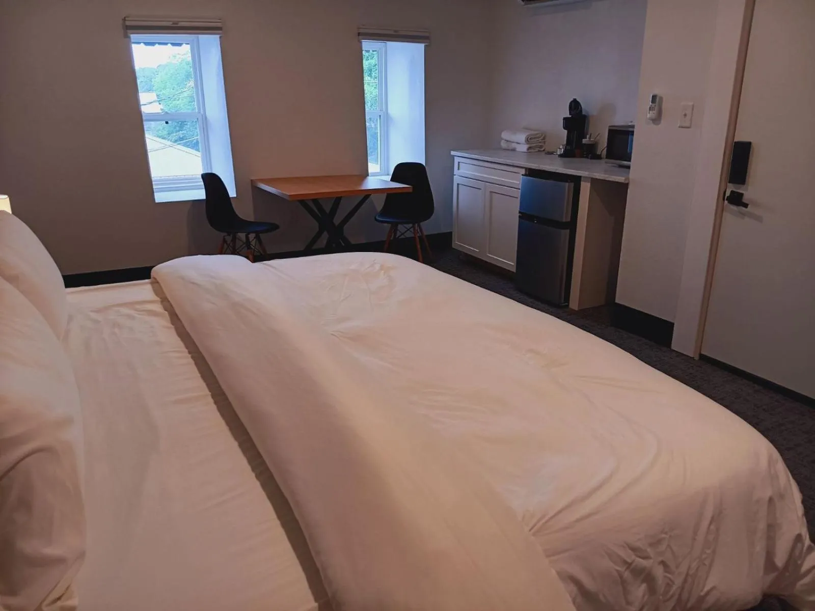 Bed in Five10 Orange Street Hotel - Hot Springs