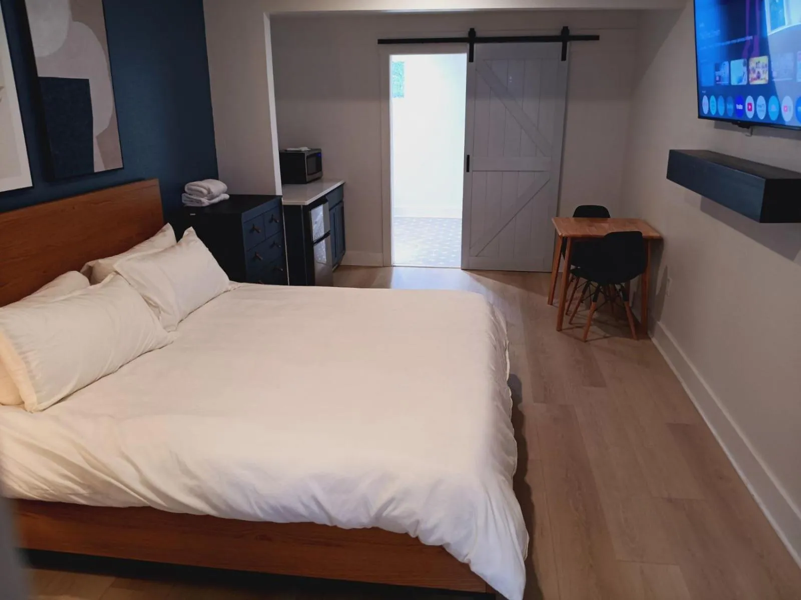 Bed in Five10 Orange Street Hotel - Hot Springs