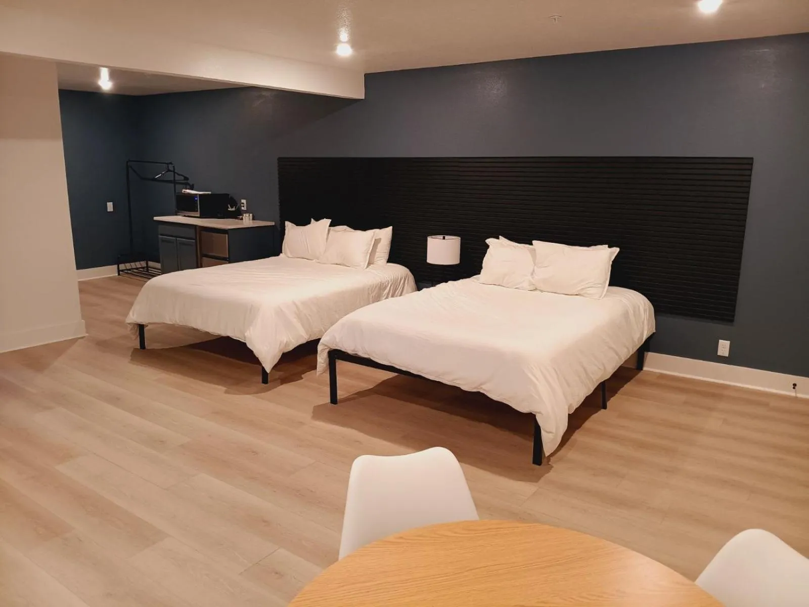 Bed in Five10 Orange Street Hotel - Hot Springs
