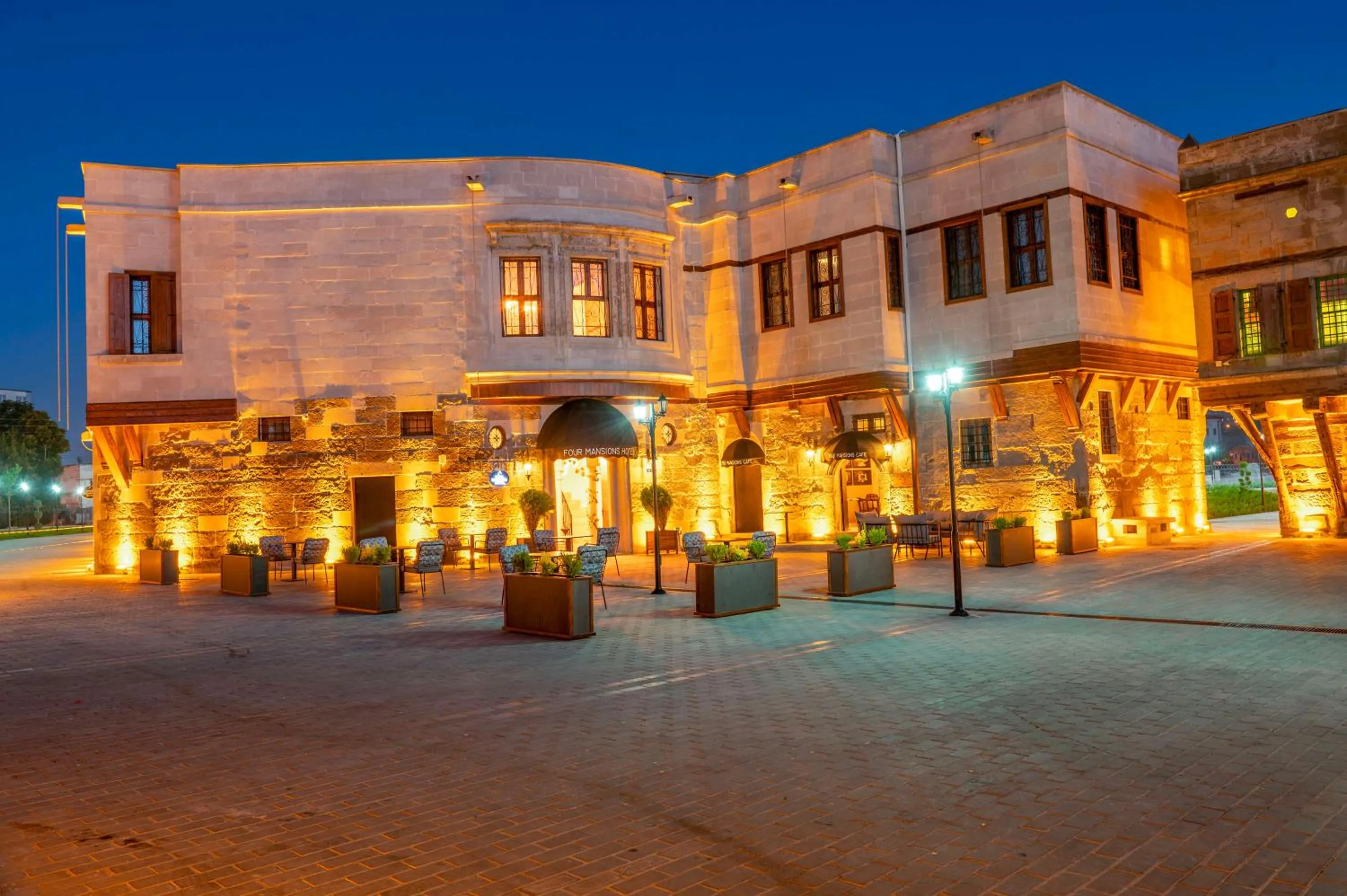 Property building in Four Mansions Hotel