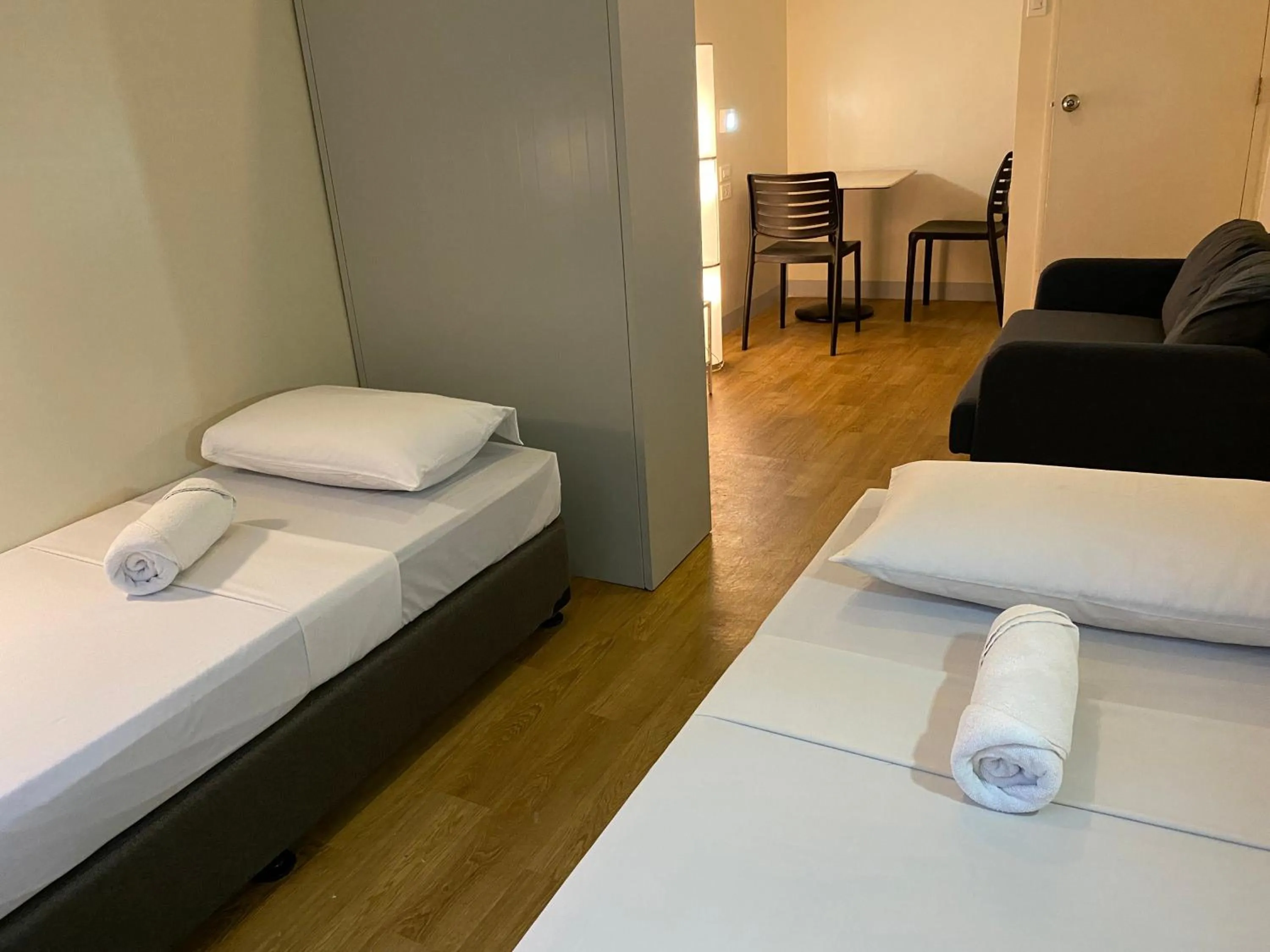 Bedroom, Bed in Burgos Hub Hostel