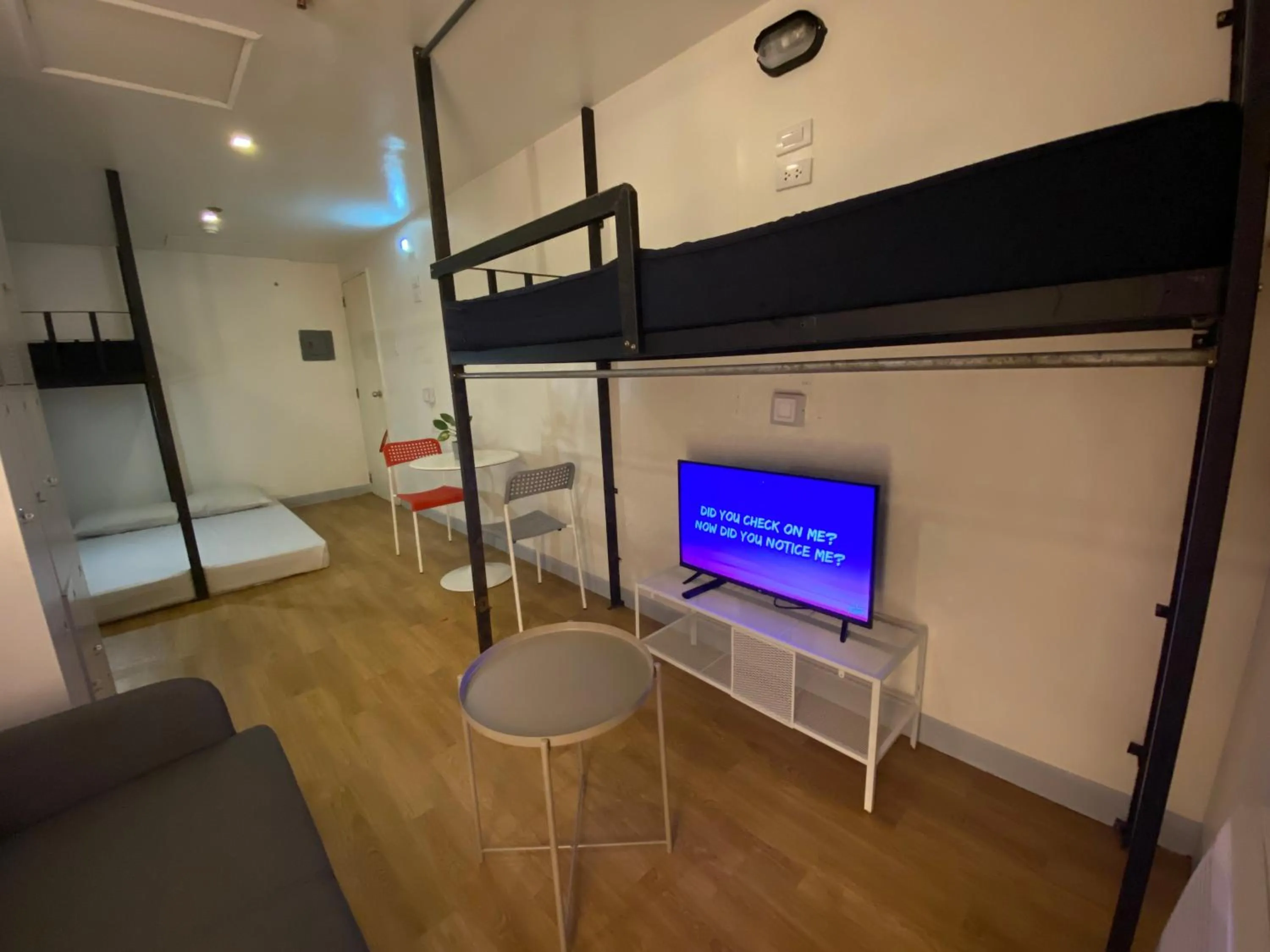 Living room, Bed in Burgos Hub Hostel