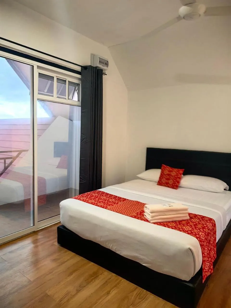 Bed in KUNDASANG MOUNT GARDEN