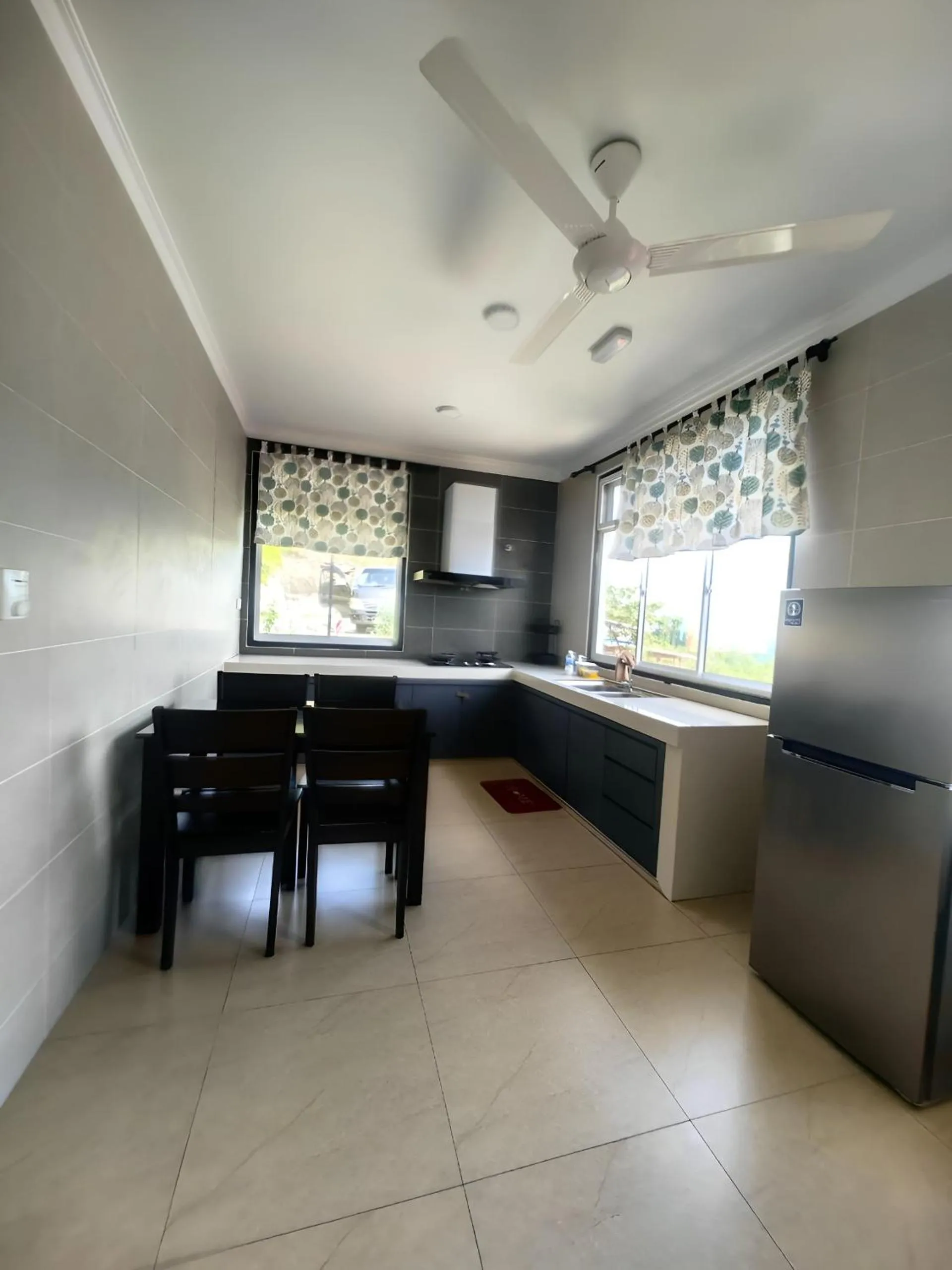 Kitchen or kitchenette in KUNDASANG MOUNT GARDEN