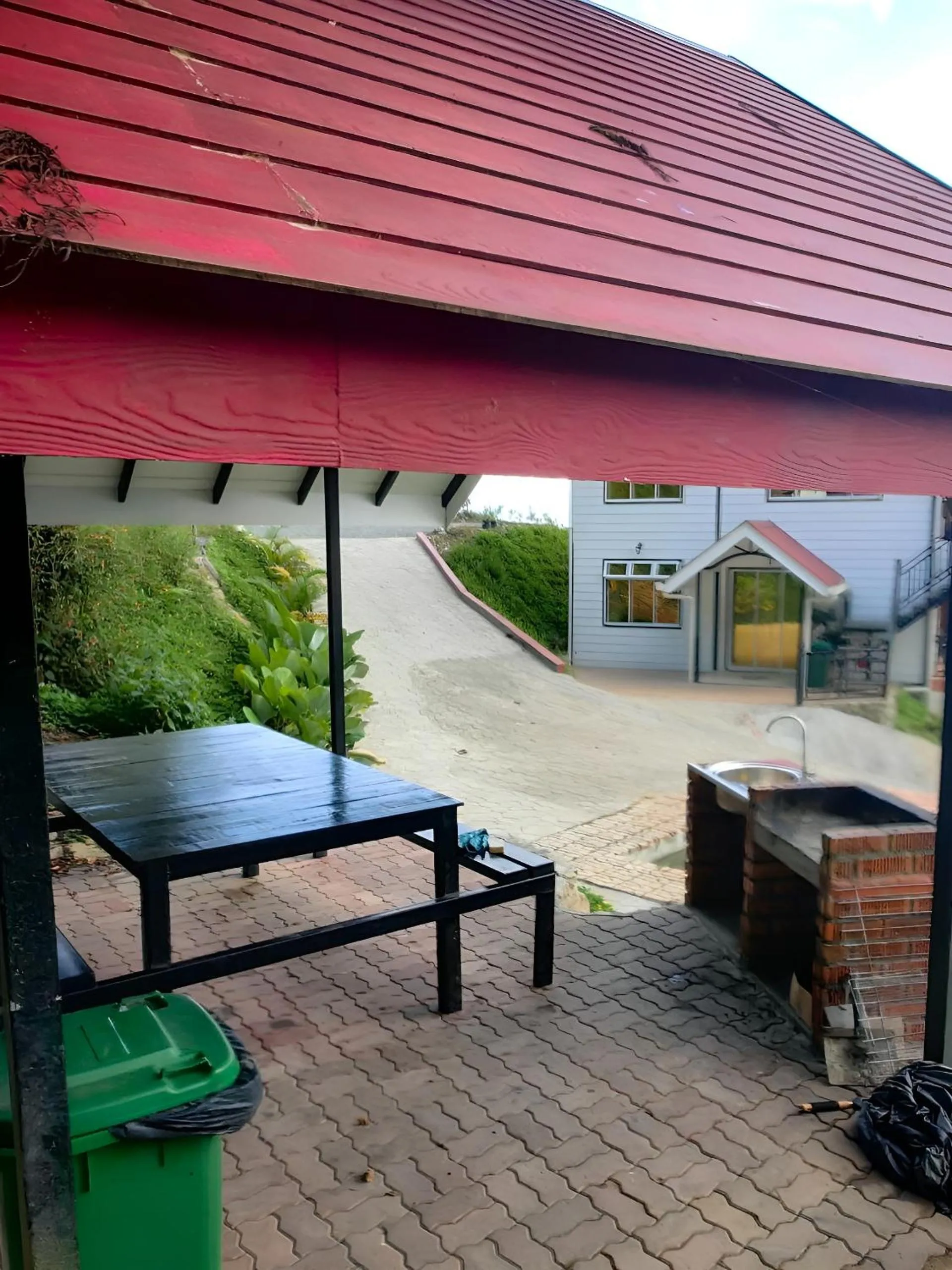 Seating area in KUNDASANG MOUNT GARDEN