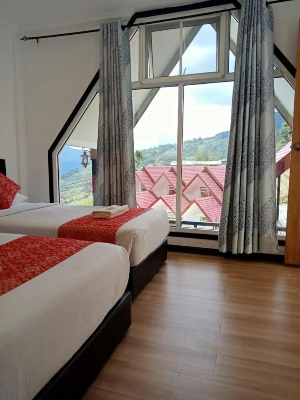 Bed in KUNDASANG MOUNT GARDEN