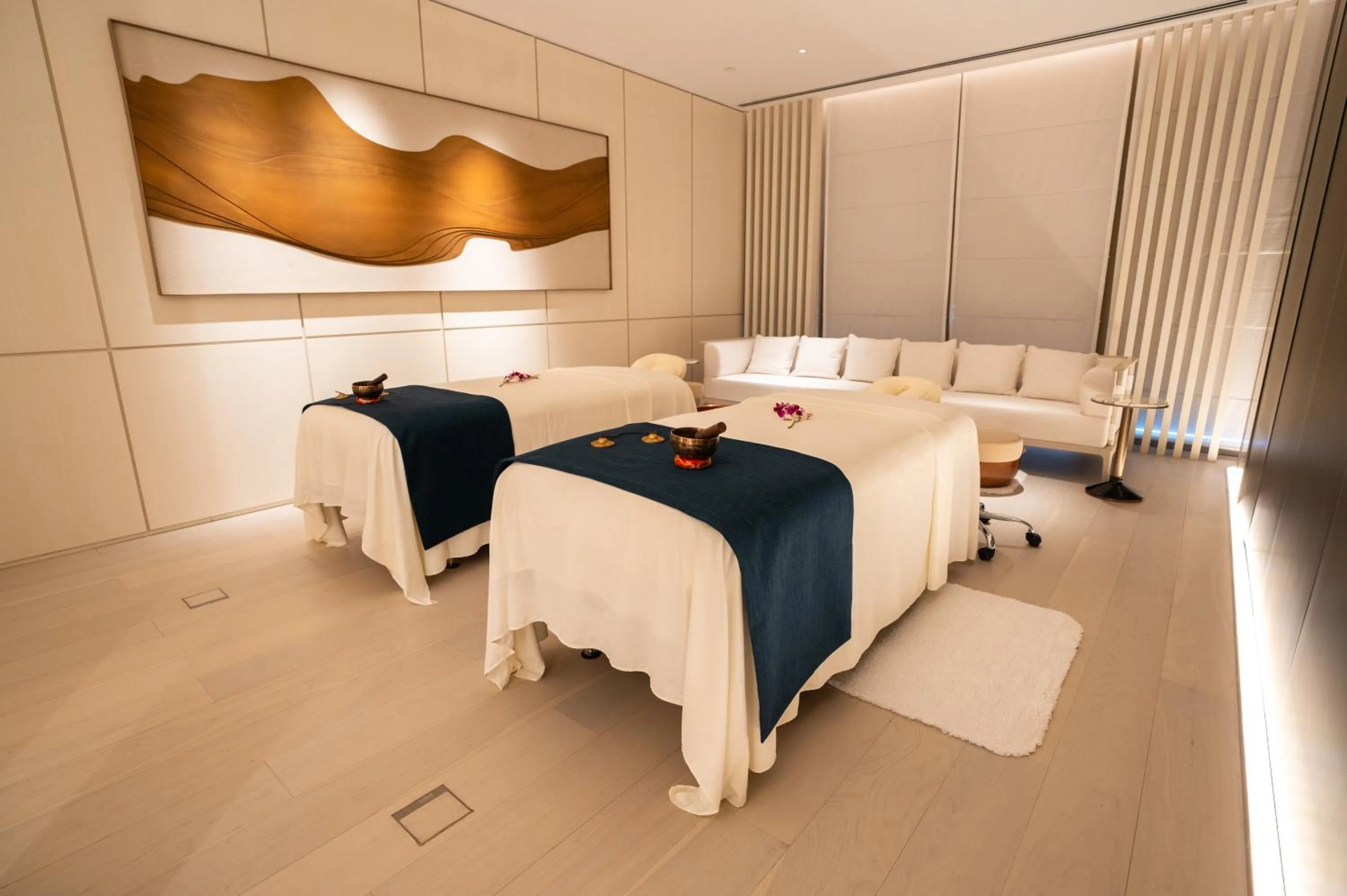 Spa and wellness centre/facilities, Bed in MGM Qingdao