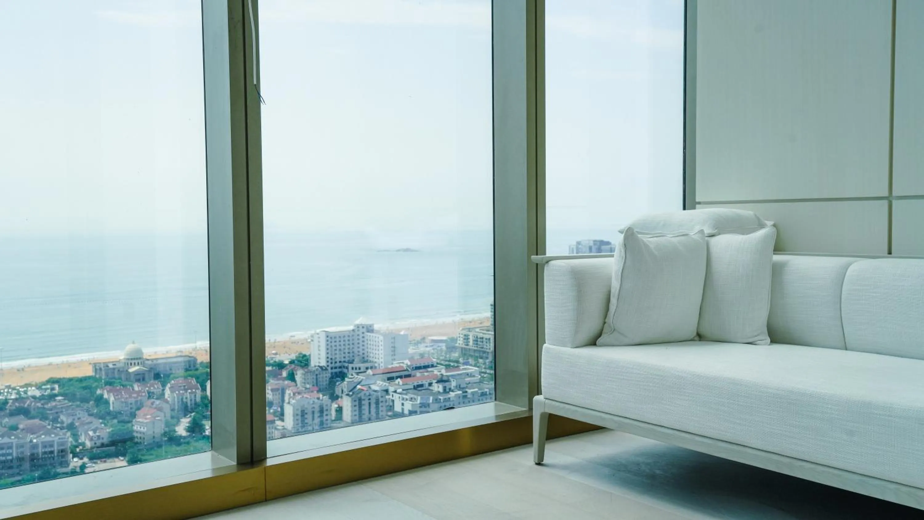 Swimming pool in MGM Qingdao