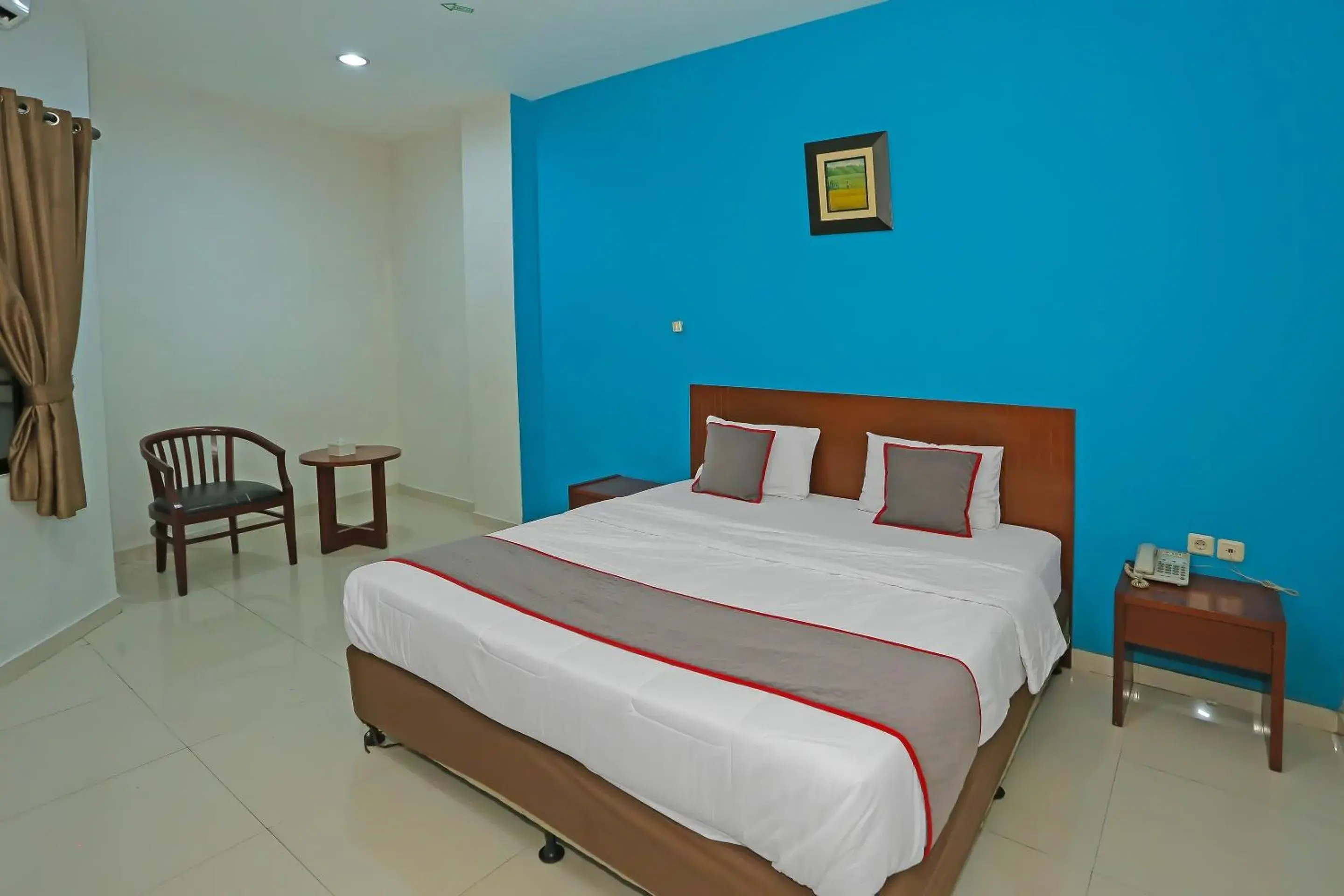 Bedroom, Bed in Townhouse OAK Hotel Fiducia Pasar Minggu Bedroom, Bed in Townhouse OAK Hotel Fiducia Pasar Minggu