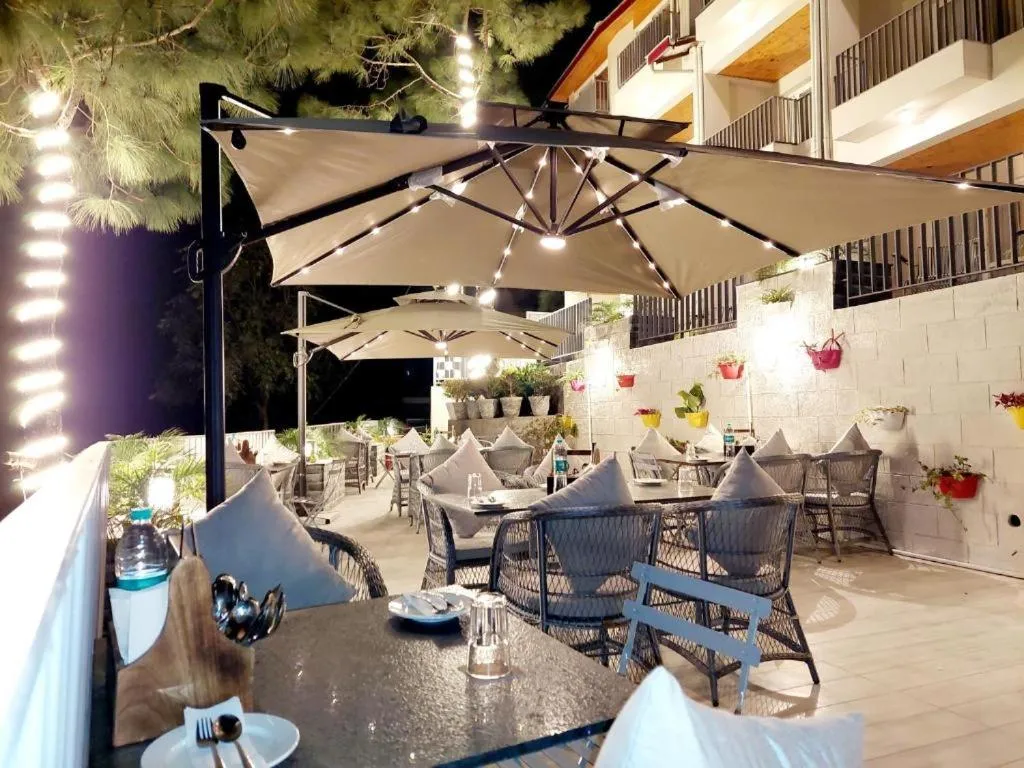 Restaurant/places to eat in OREN Kasauli