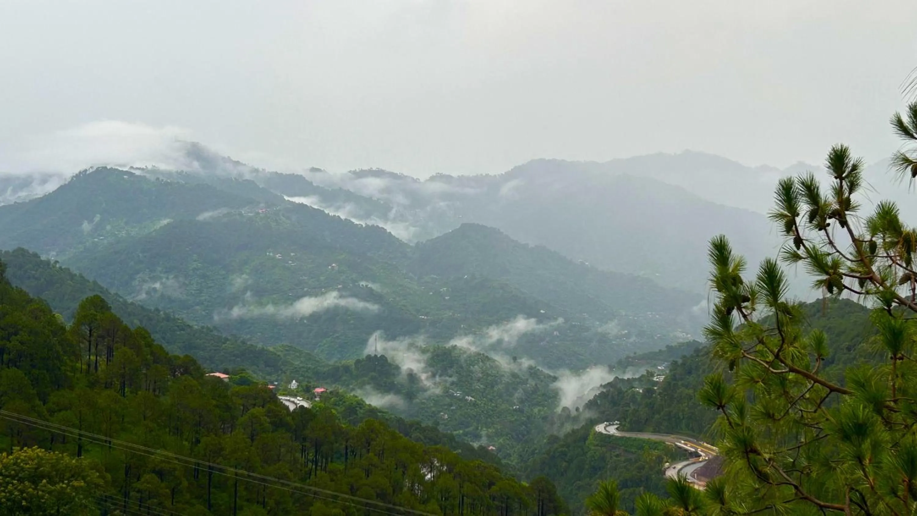 Mountain view in OREN Kasauli