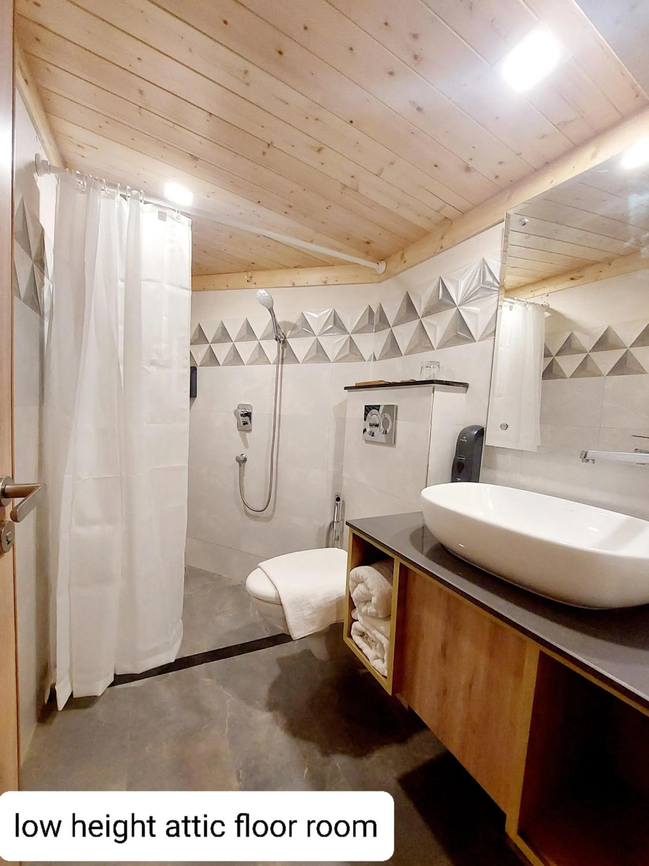 Bathroom in OREN Kasauli