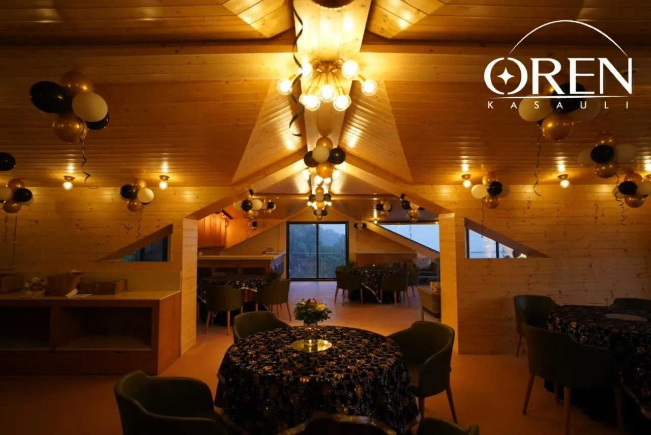 Lounge or bar in OREN Kasauli