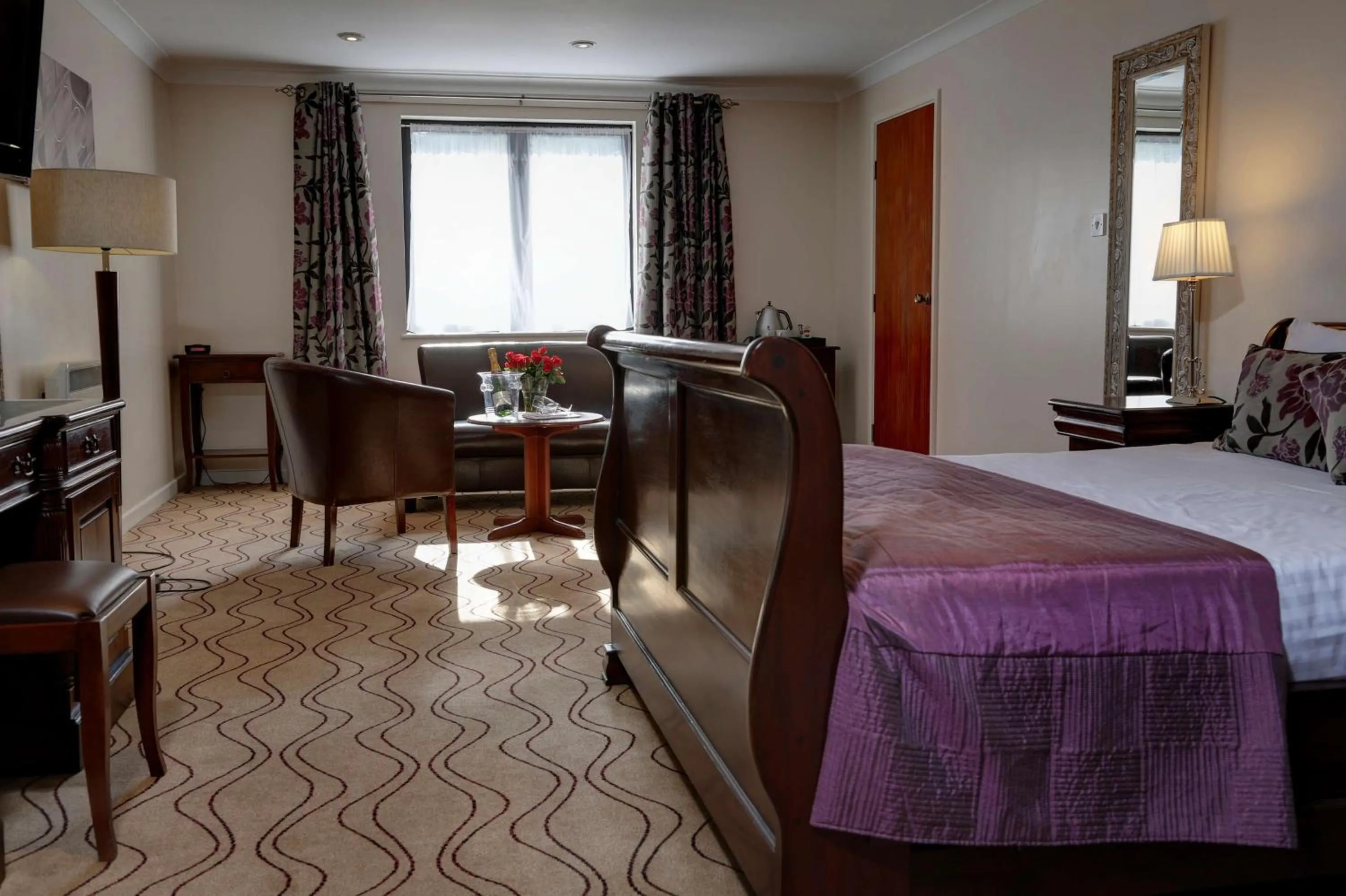 Photo of the whole room in Best Western Buckingham Hotel