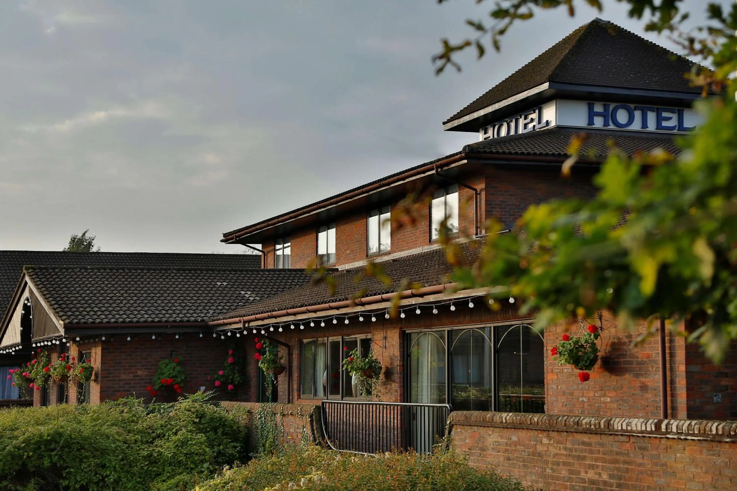 Property Building in Best Western Buckingham Hotel