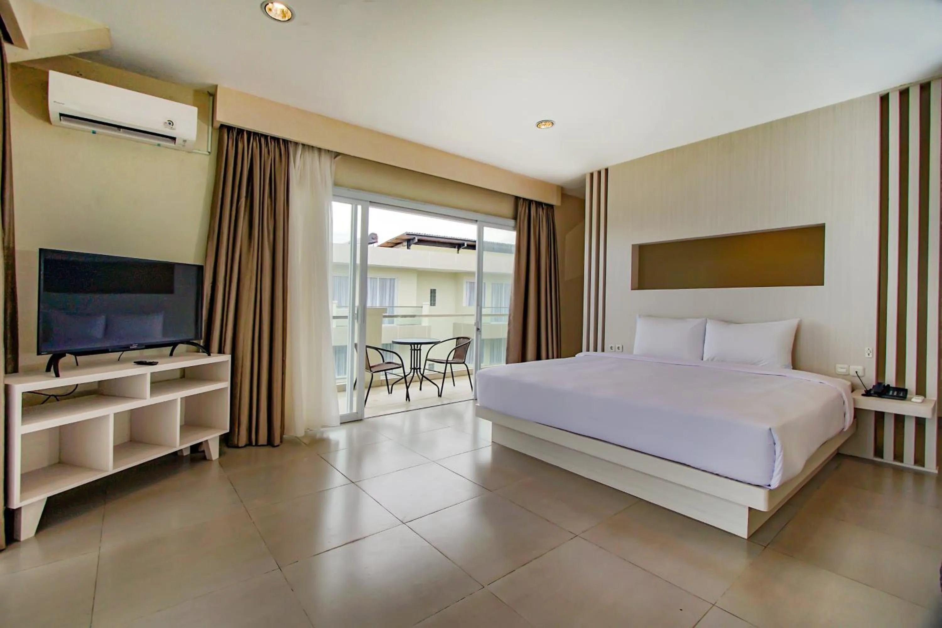 Bed in Dafam Resort Belitung