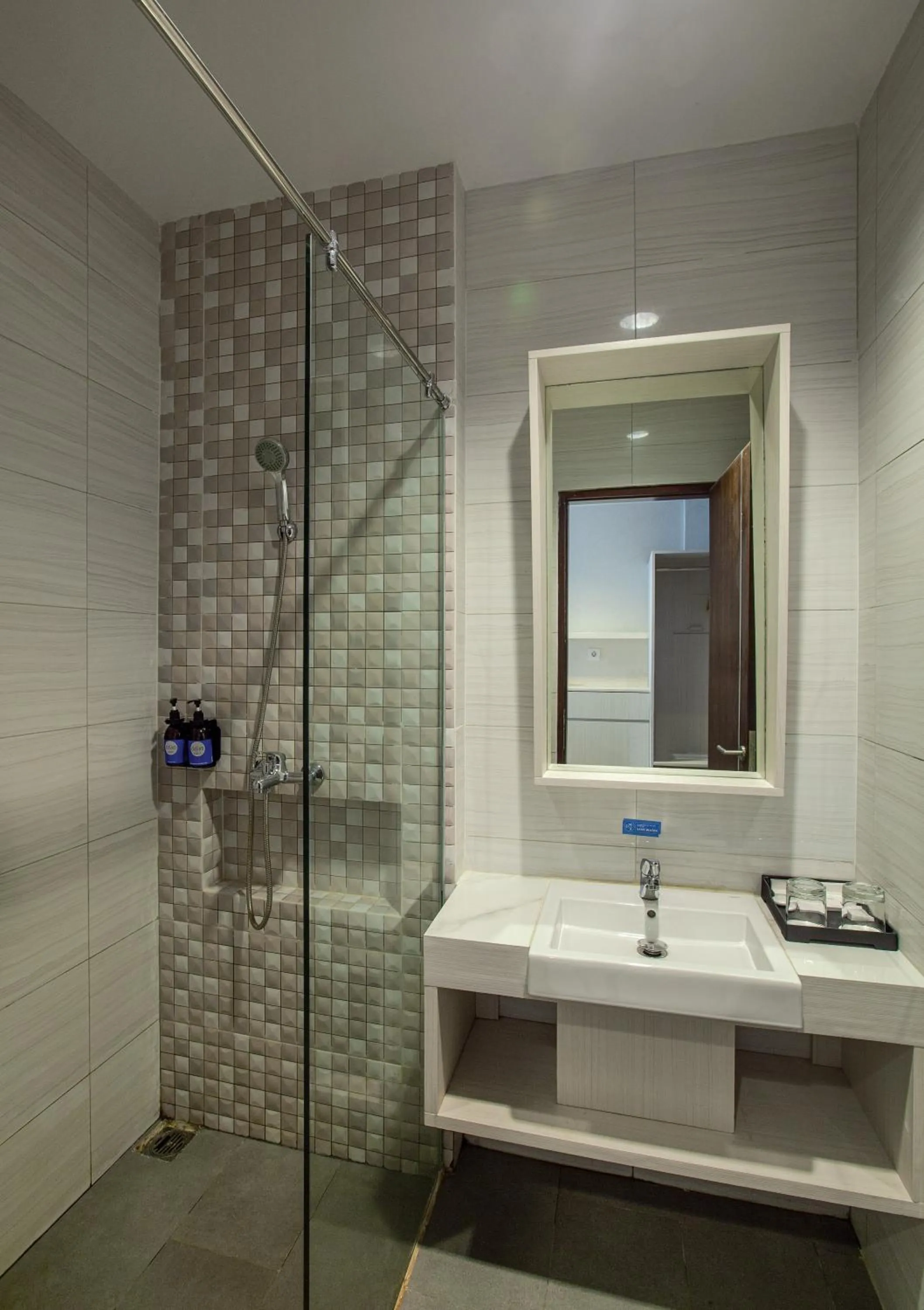 Shower in Dafam Resort Belitung