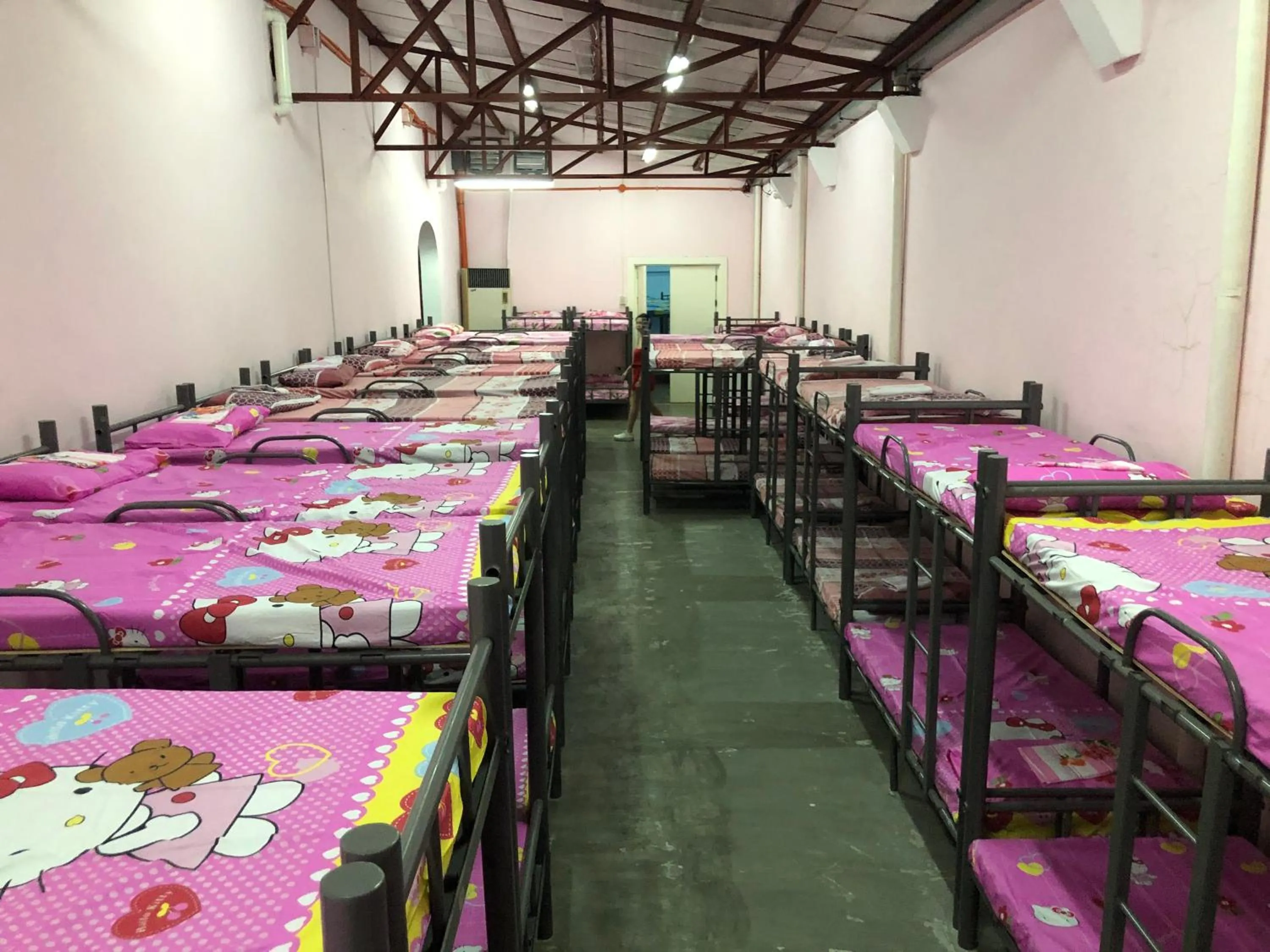 Bed in Mang Ben Dormitory Kaliraya