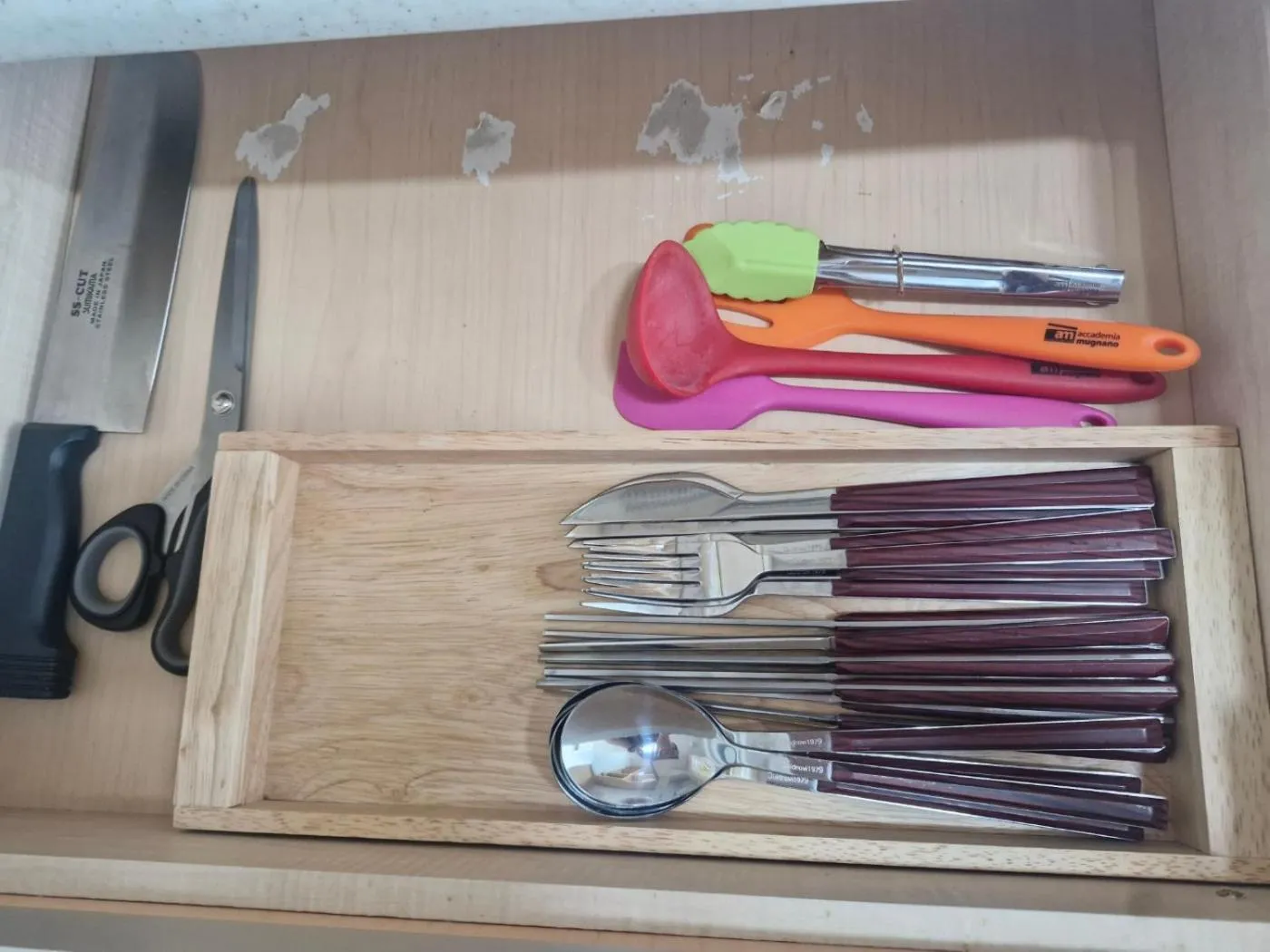 Hongdae Guesthouse 1min from Hongik Uni station Exit #1