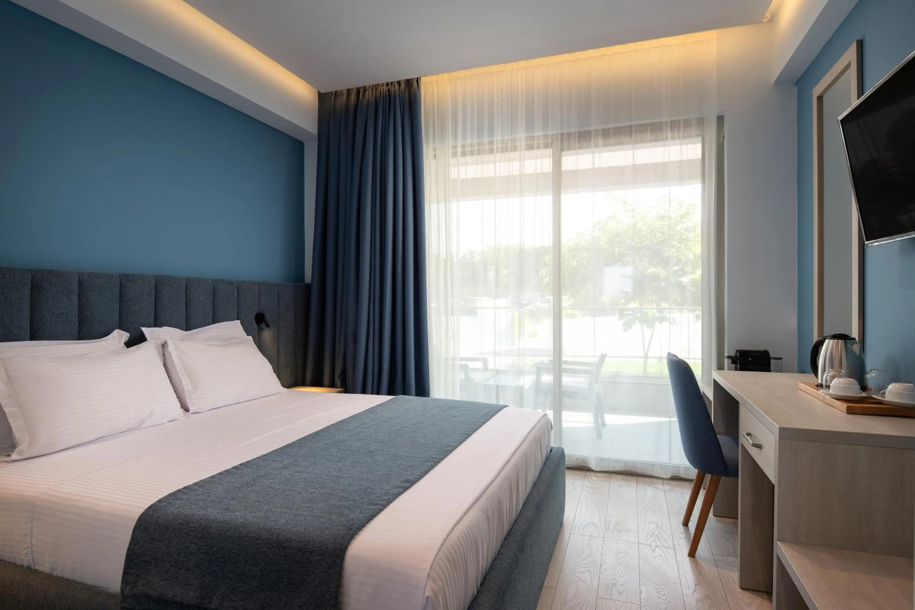 Bedroom, Bed in Sea Coast Resort Halkidiki