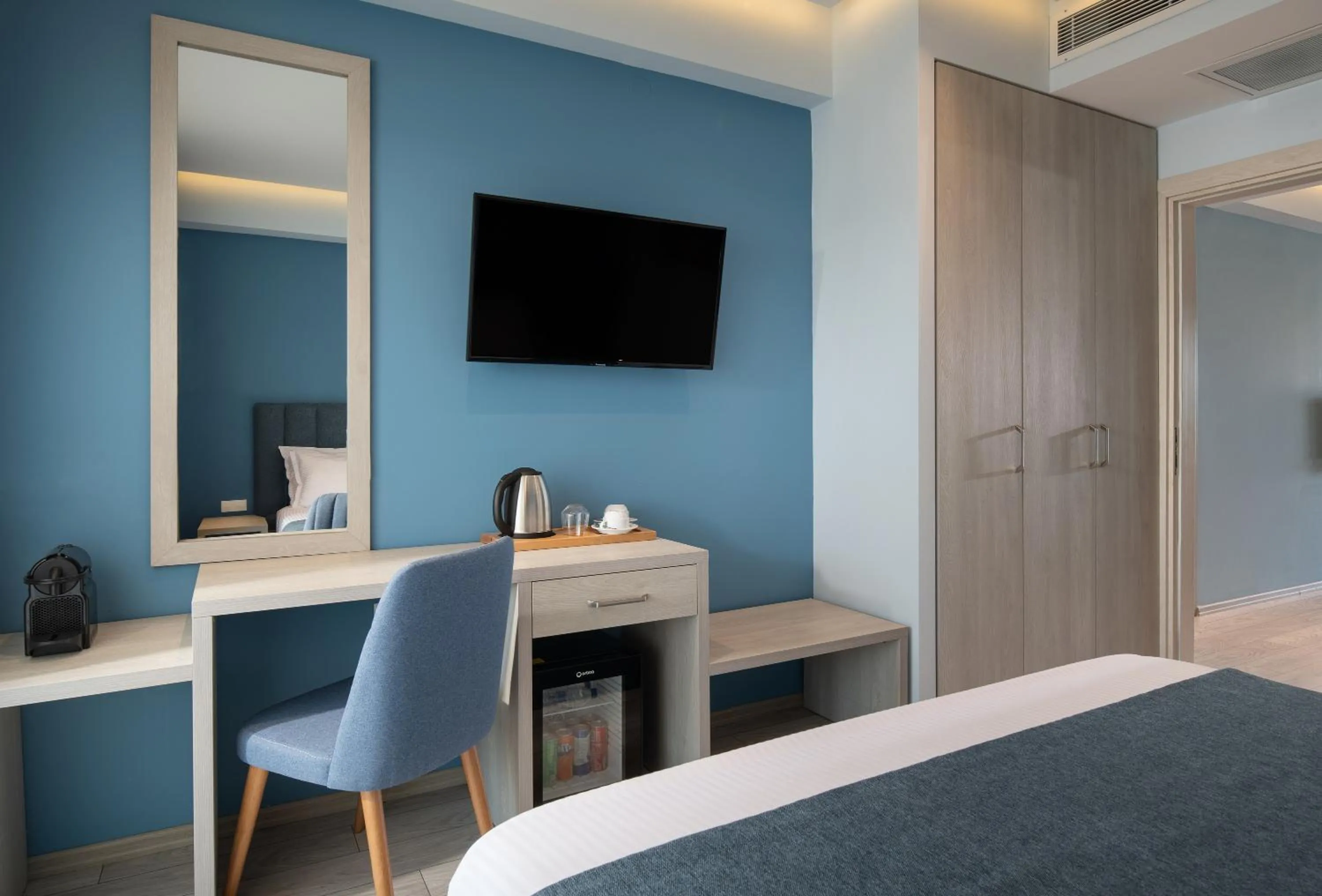 Bedroom, Bed in Sea Coast Resort Halkidiki