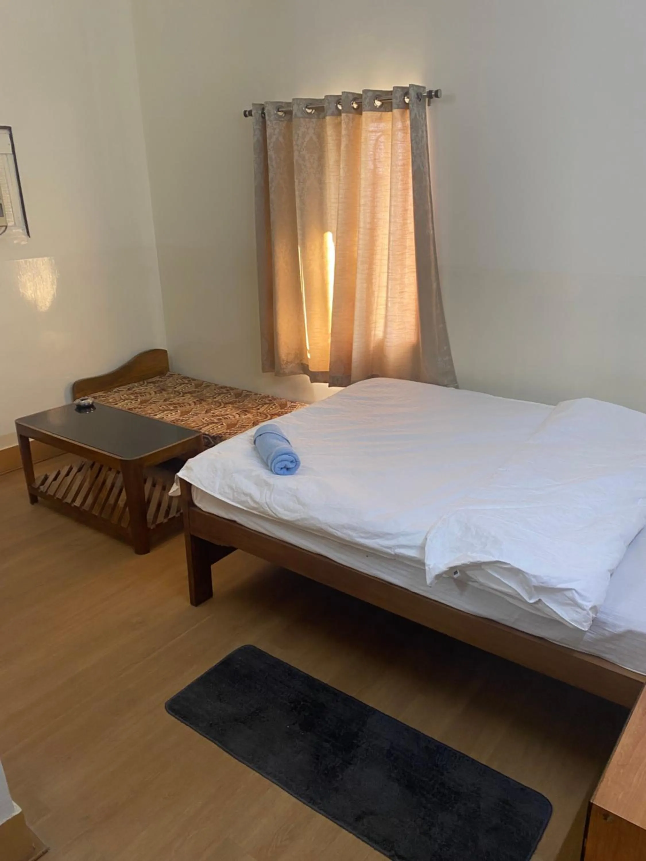 air conditioner, Bed in Hotel Mayur