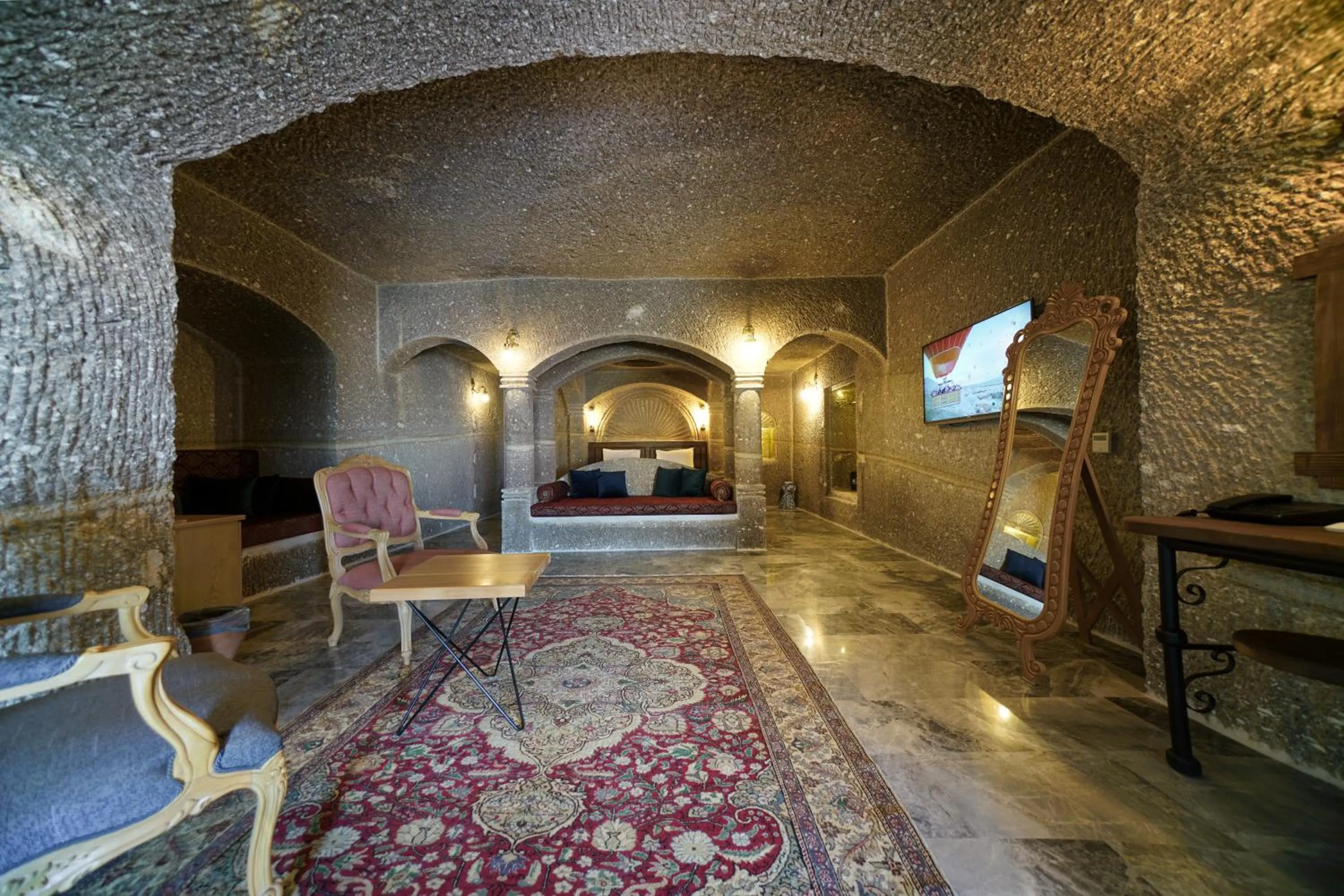 Photo of the whole room in Caverna Hotel Premium Caves